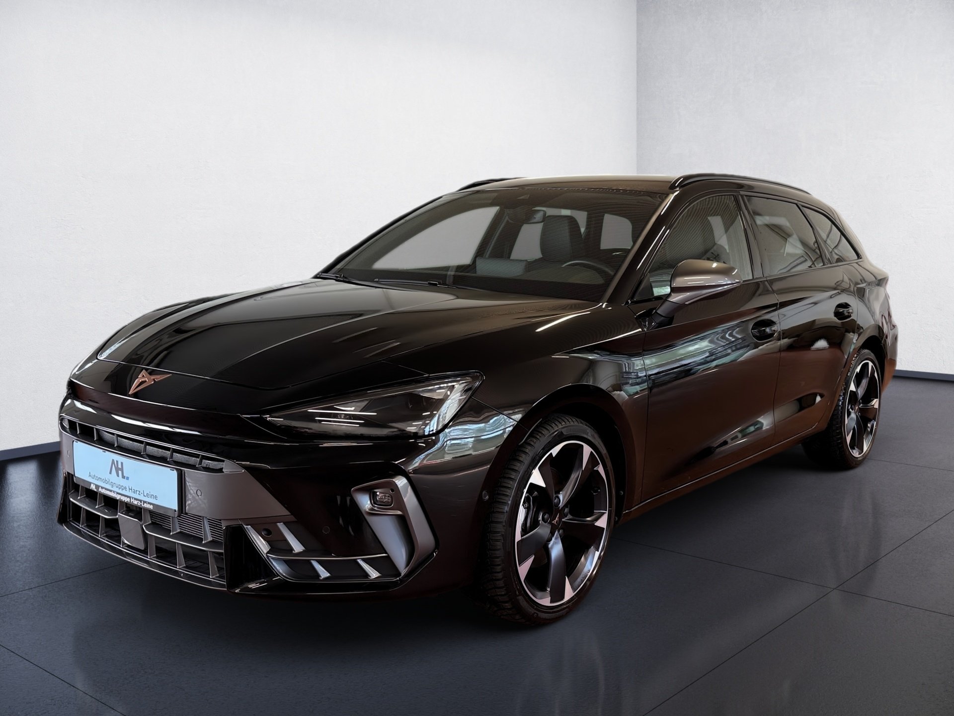 Leon Sportstourer 2.0 TDI DSG Edge Matrix Navi ACC