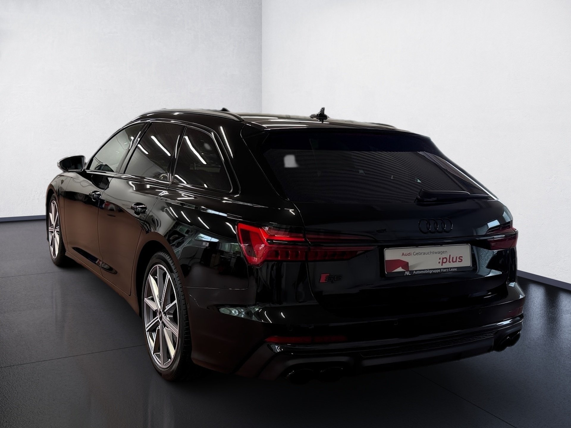 S6 Avant 3.0 TDI quattro Tiptronic HD-Matrix Navi ACC RFK Optik schwarz plus