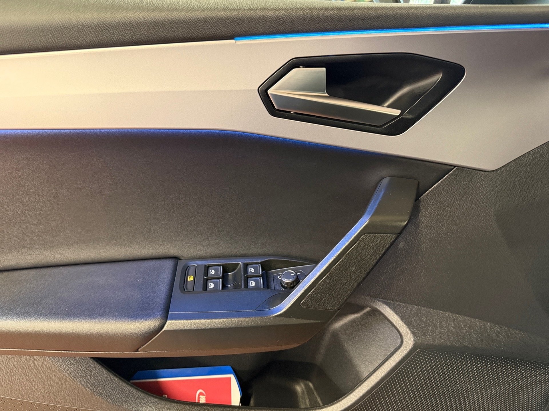 Leon 2.0 TDI FR DSG LED Navi ACC RFK Keyless ACC
