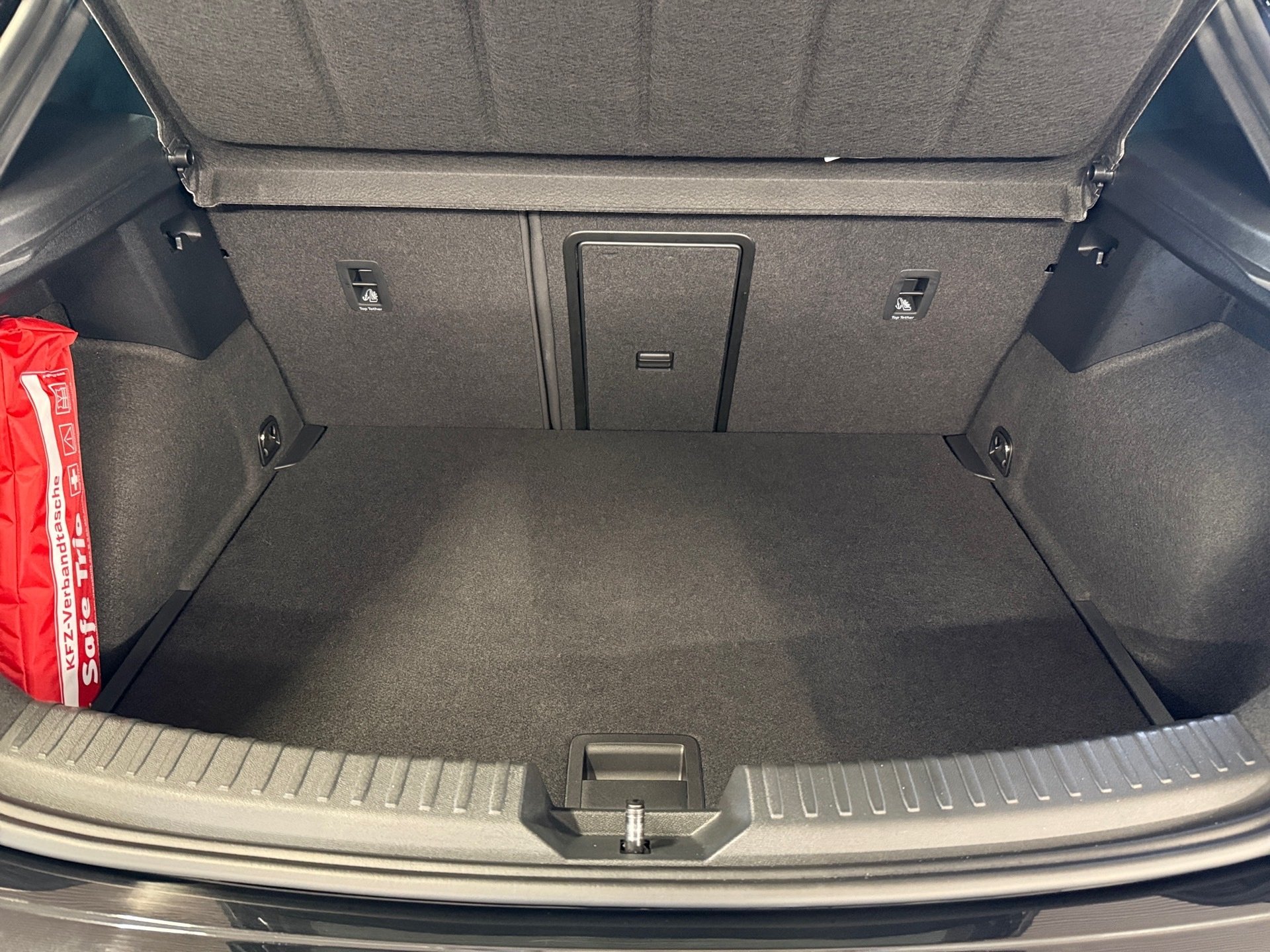 Leon 2.0 TDI FR DSG LED Navi ACC RFK Keyless ACC