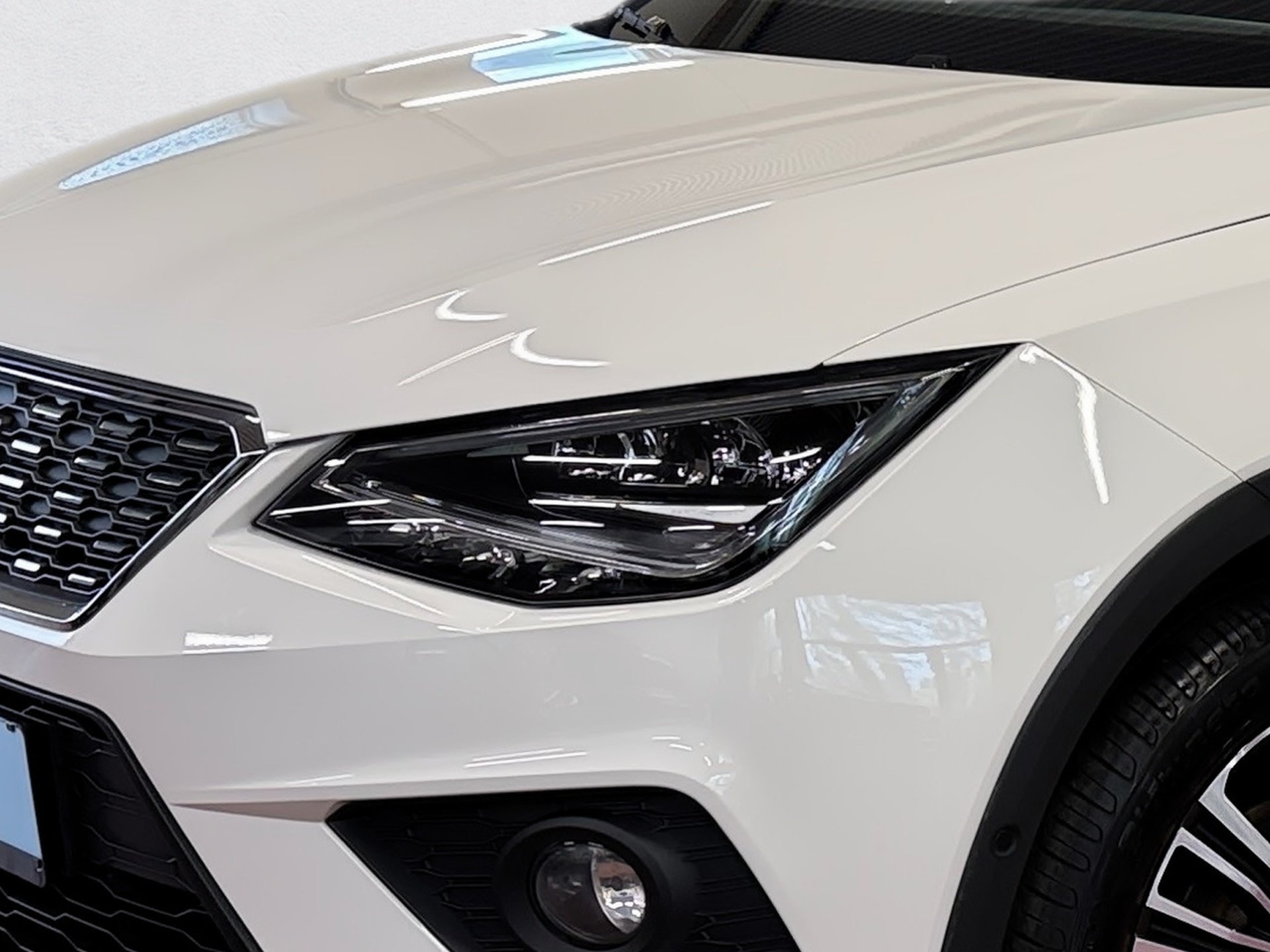 Arona 1.0 TSI Xcellence LED ACC FullLink Beats RFK