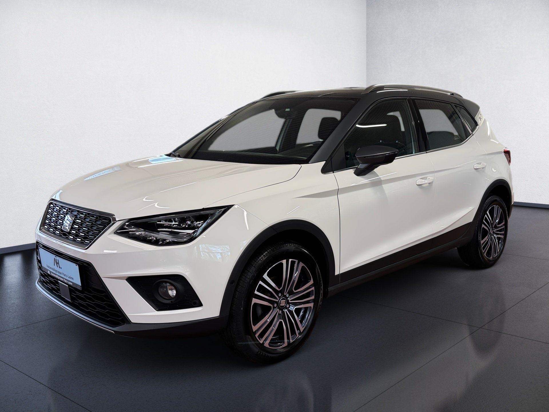 Arona 1.0 TSI Xcellence LED ACC FullLink Beats RFK