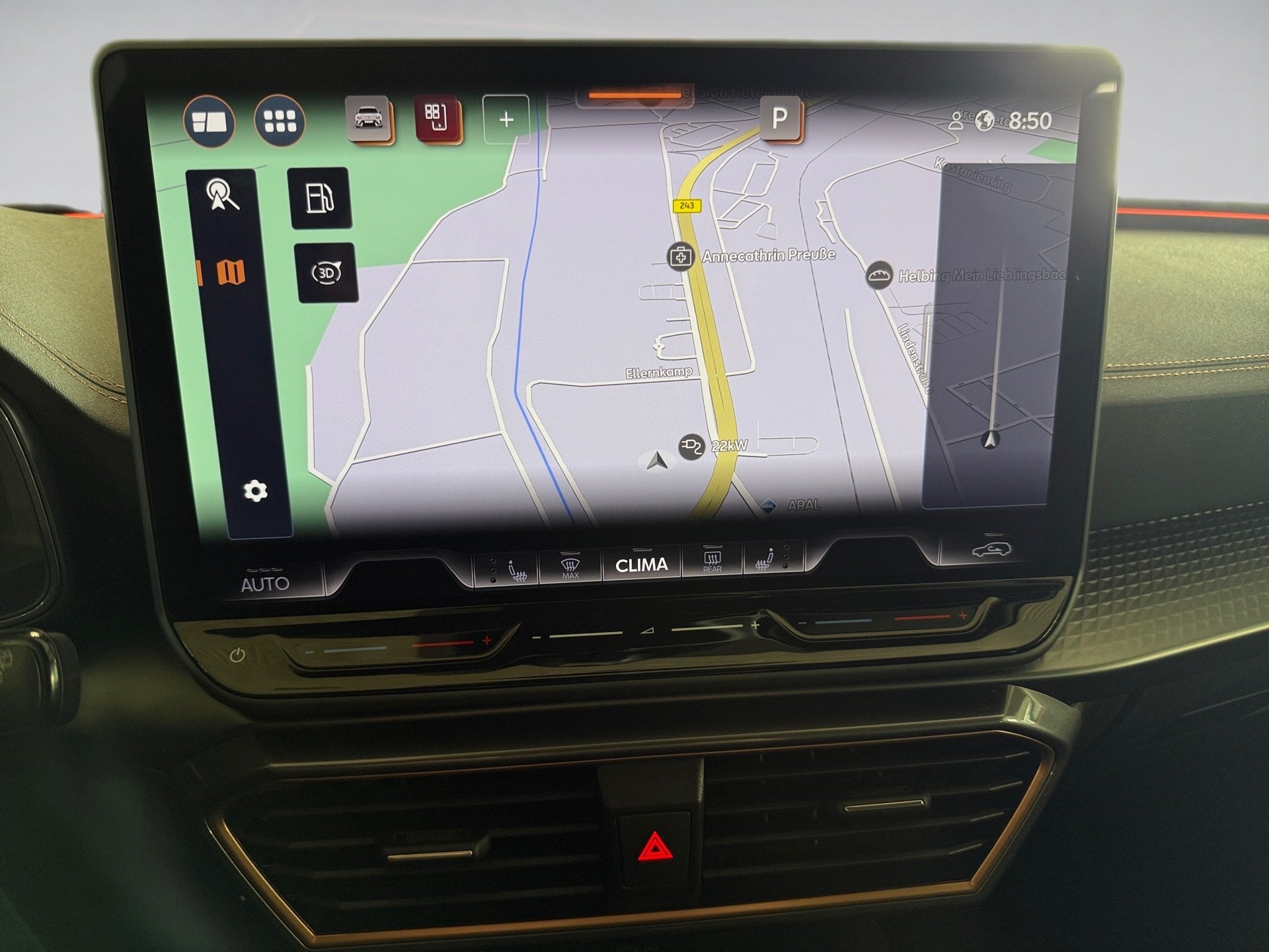 Leon Sportstourer 1.5 eTSI DSG Edge Matrix Navi ACC RFK