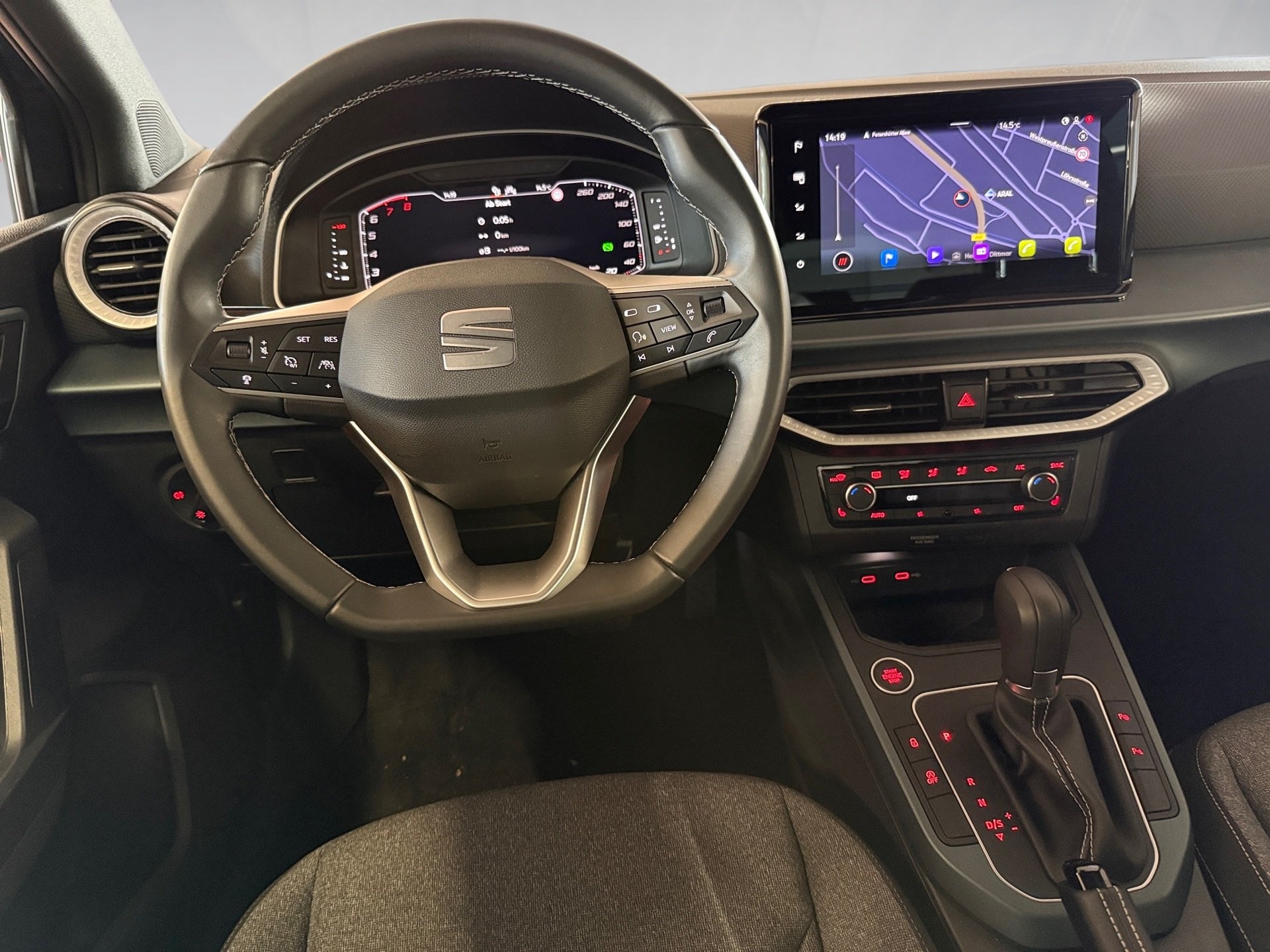 Arona 1.0 TSI Xperience DSG LED Navi ACC RFK FullLink