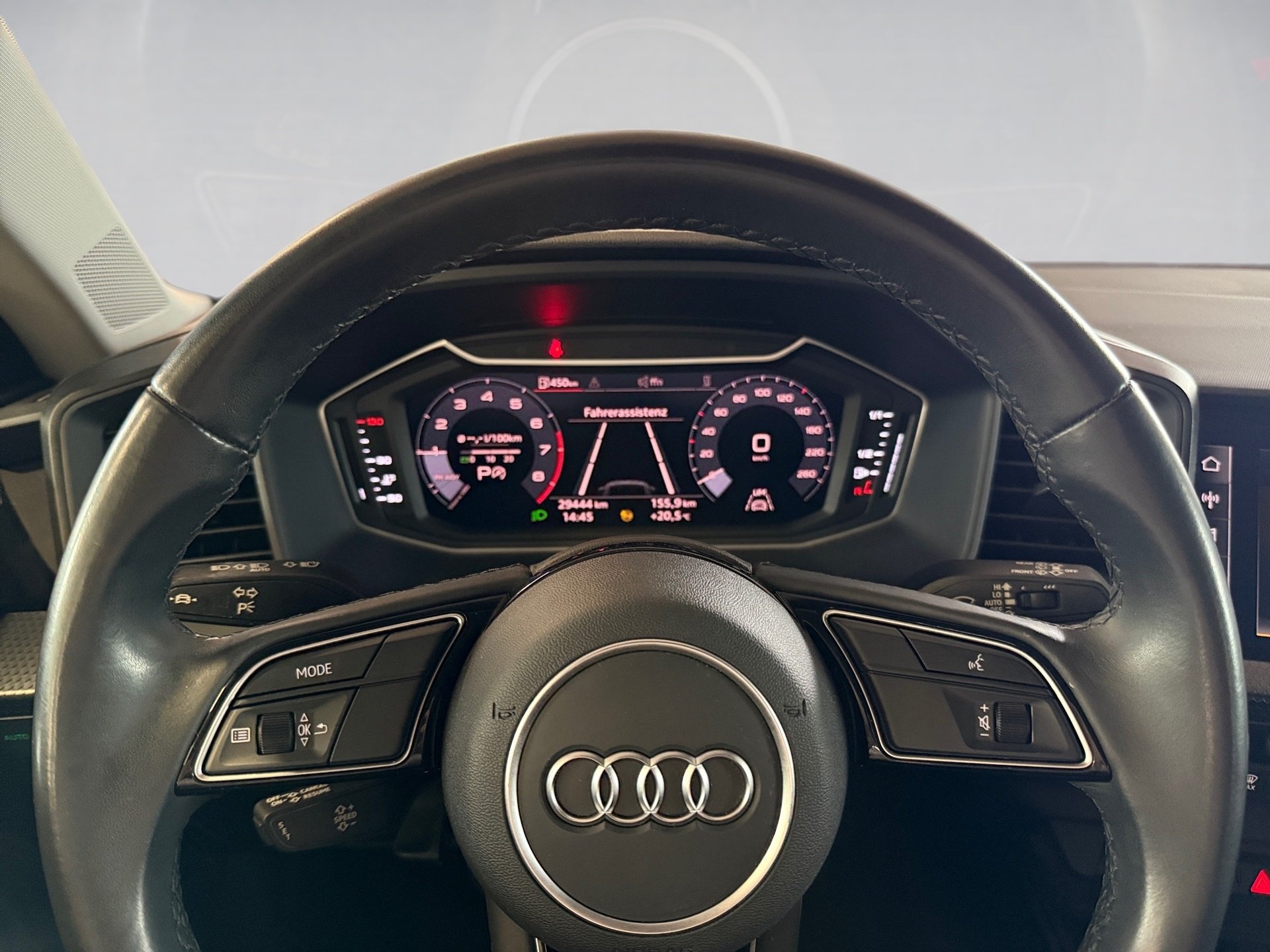 A1 Sportback 25 TFSI S-tronic Bluetooth PDC v+h