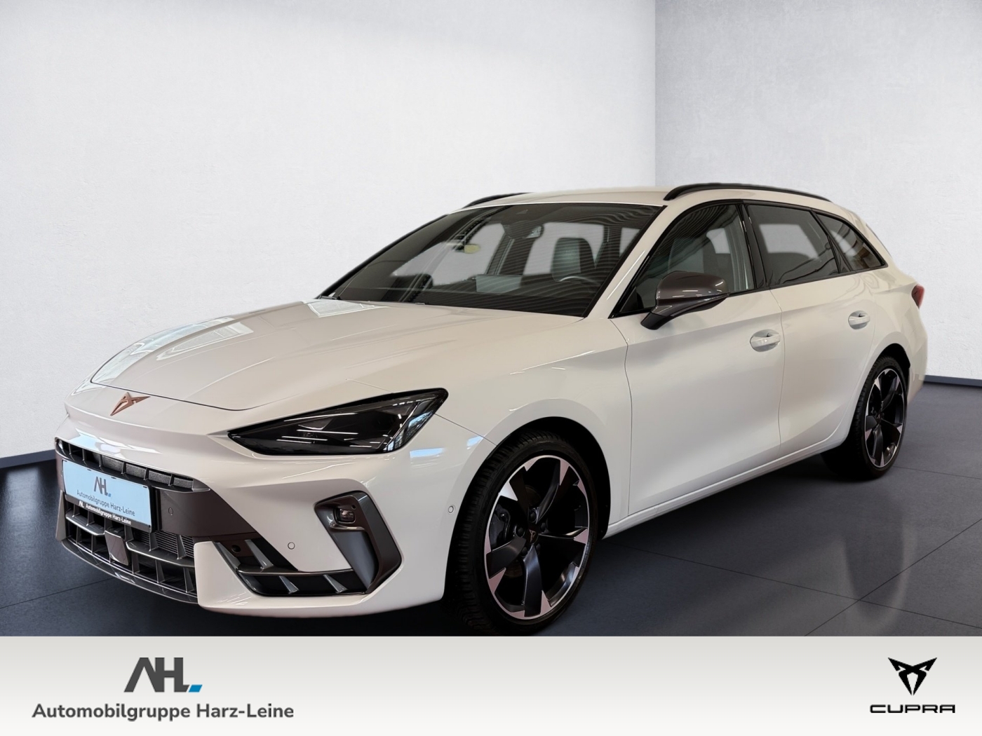 Leon Sportstourer 1.5 eTSI DSG Edge Matrix Navi ACC AHK