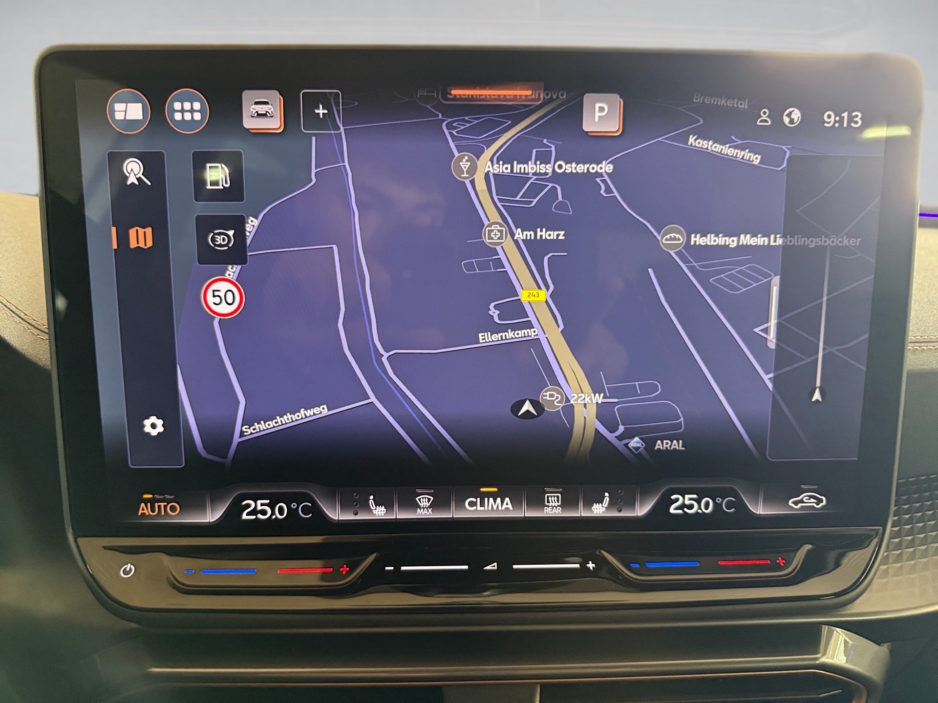 Leon Sportstourer 1.5 eTSI DSG Edge Matrix Navi ACC AHK