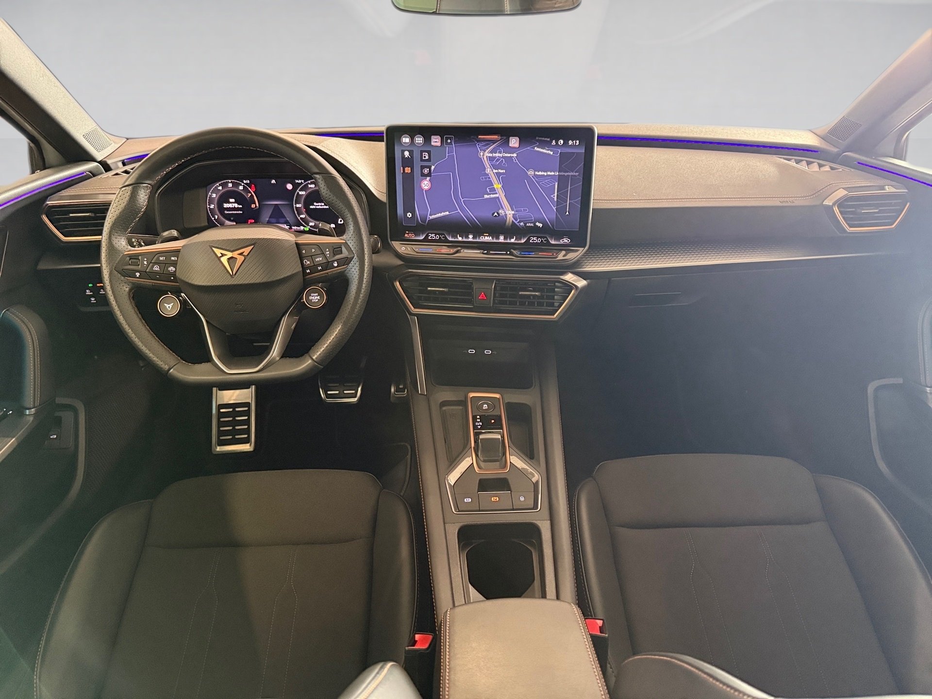 Leon Sportstourer 1.5 eTSI DSG Edge Matrix Navi ACC AHK