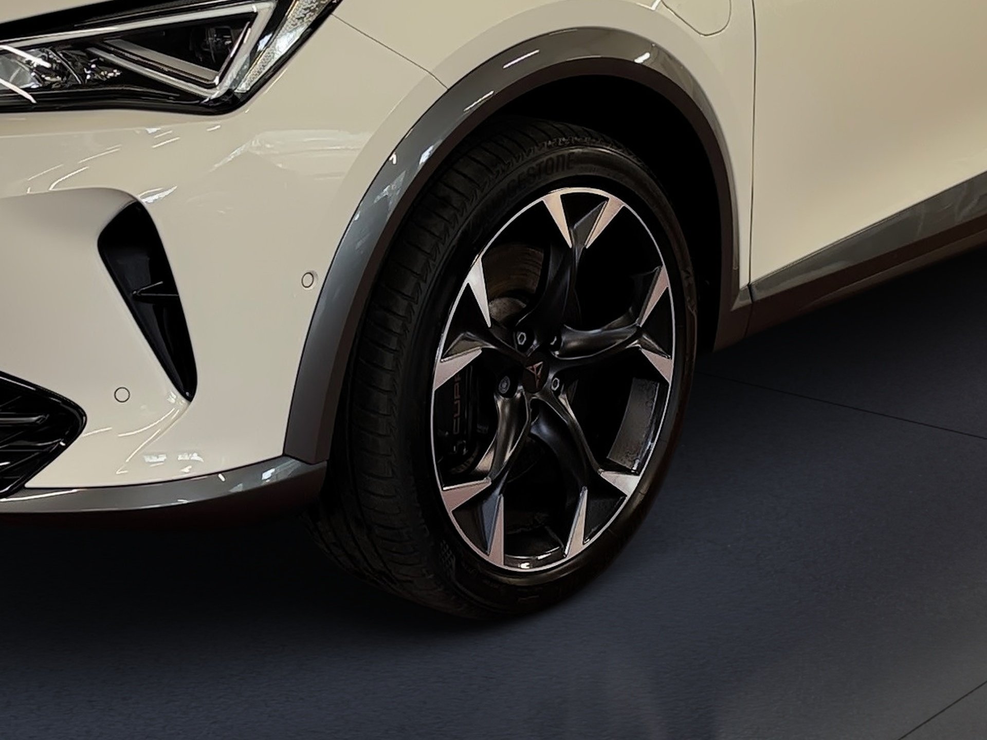 Formentor VZ 1.4 TSI e-Hybrid DSG LED Navi ACC