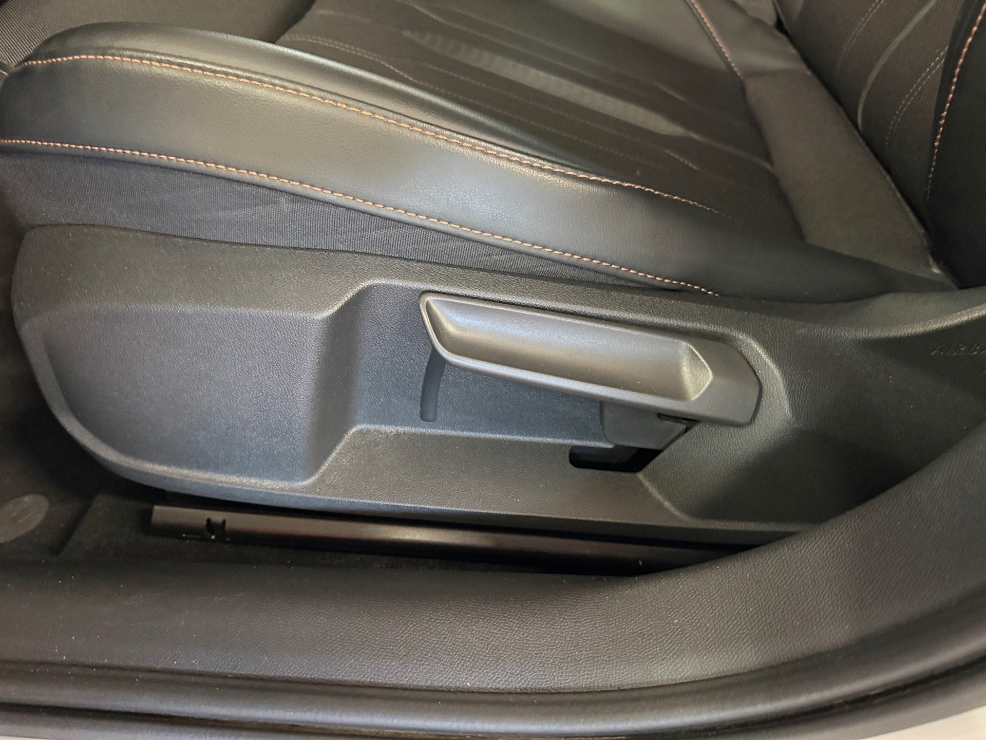 Formentor VZ 1.4 TSI e-Hybrid DSG LED Navi ACC