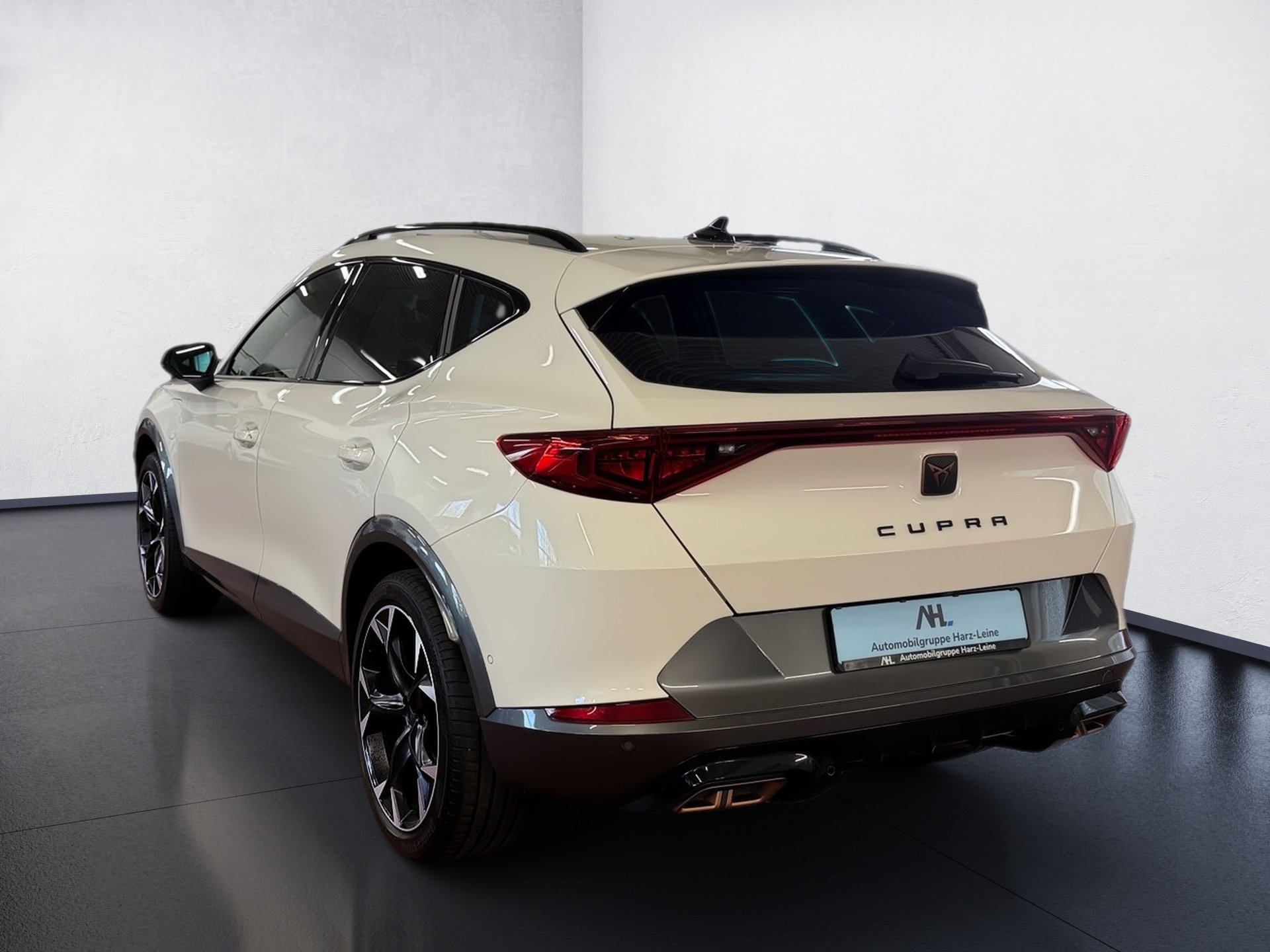 Formentor VZ 1.4 TSI e-Hybrid DSG LED Navi ACC