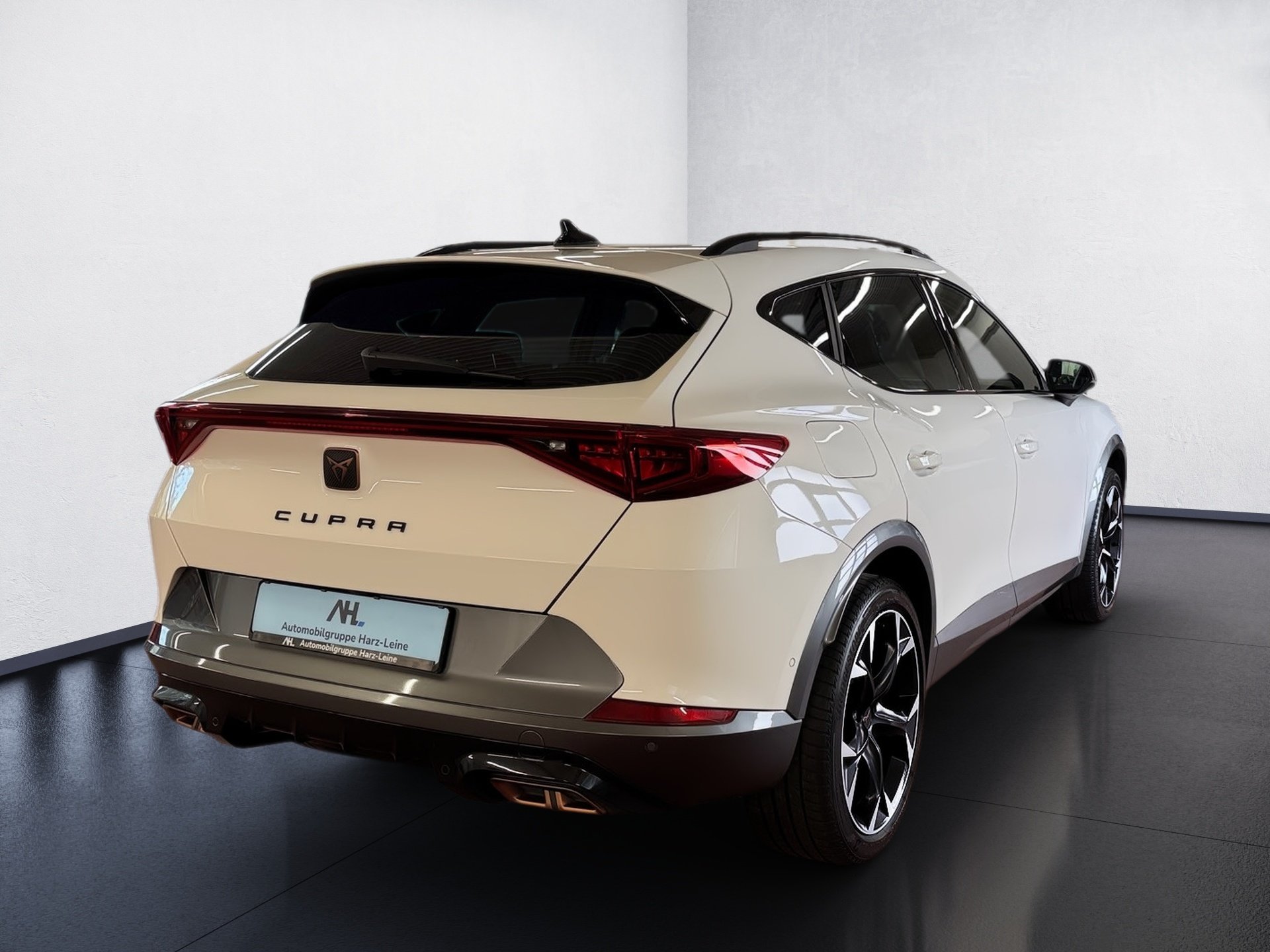 Formentor VZ 1.4 TSI e-Hybrid DSG LED Navi ACC