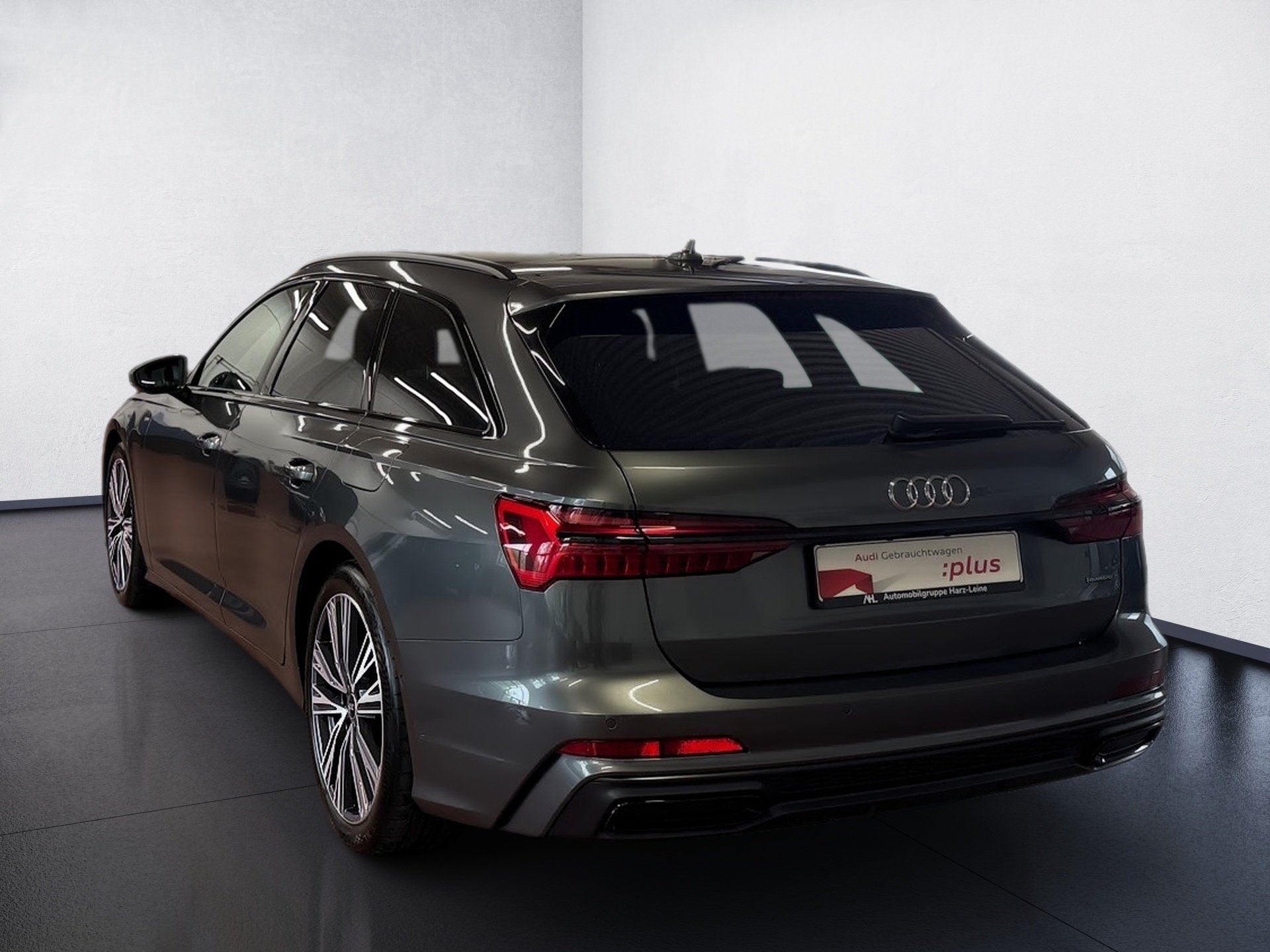 A6 Avant TFSI e Sport 55 TFSIe quattro S line S-tronic HD-Matrix AHK Pano B&O