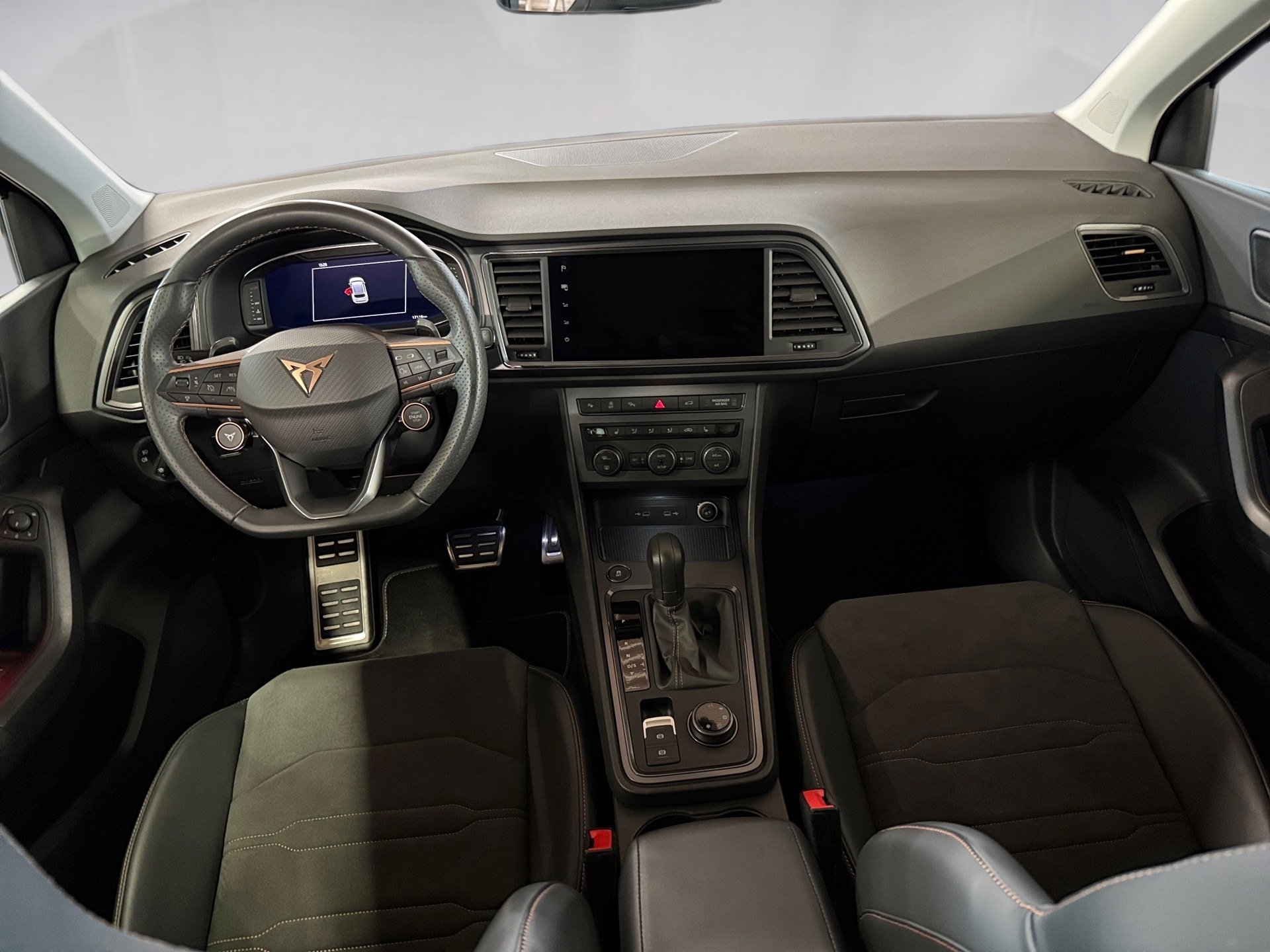 Ateca 2.0 TSI 4Drive DSG LED Navi ACC AHK 360°