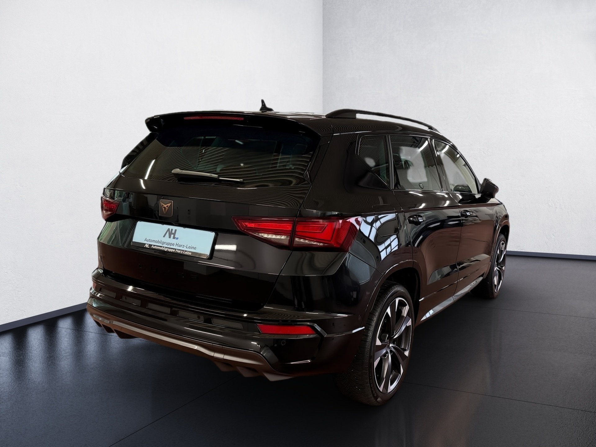 Ateca 2.0 TSI 4Drive DSG LED Navi ACC AHK 360°
