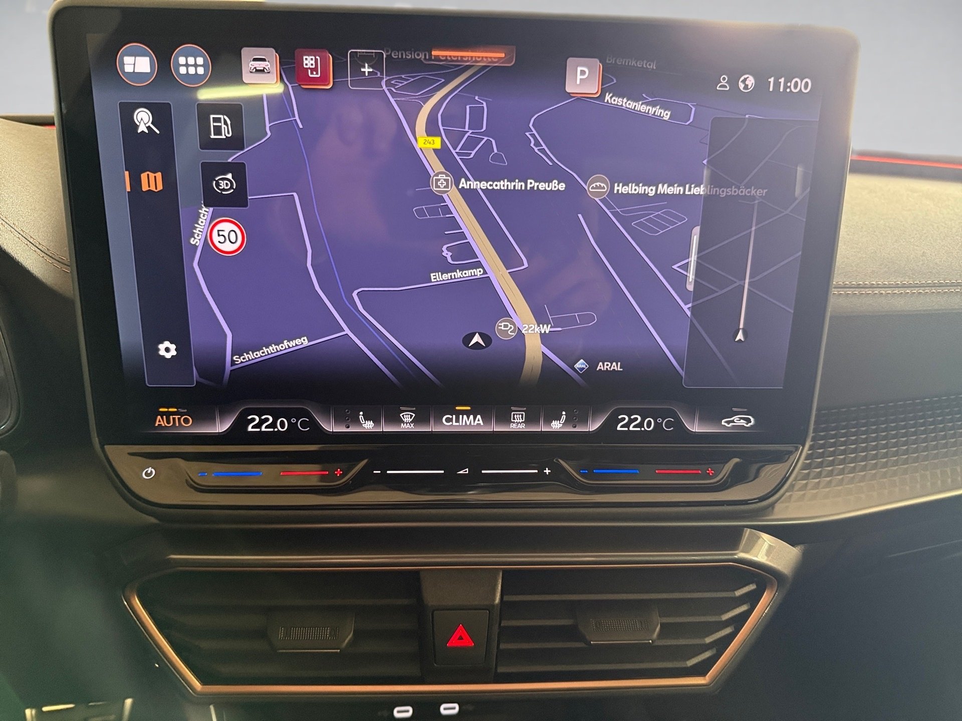 Leon Sportstourer 2.0 TDI DSG Edge Matrix Navi ACC AHK