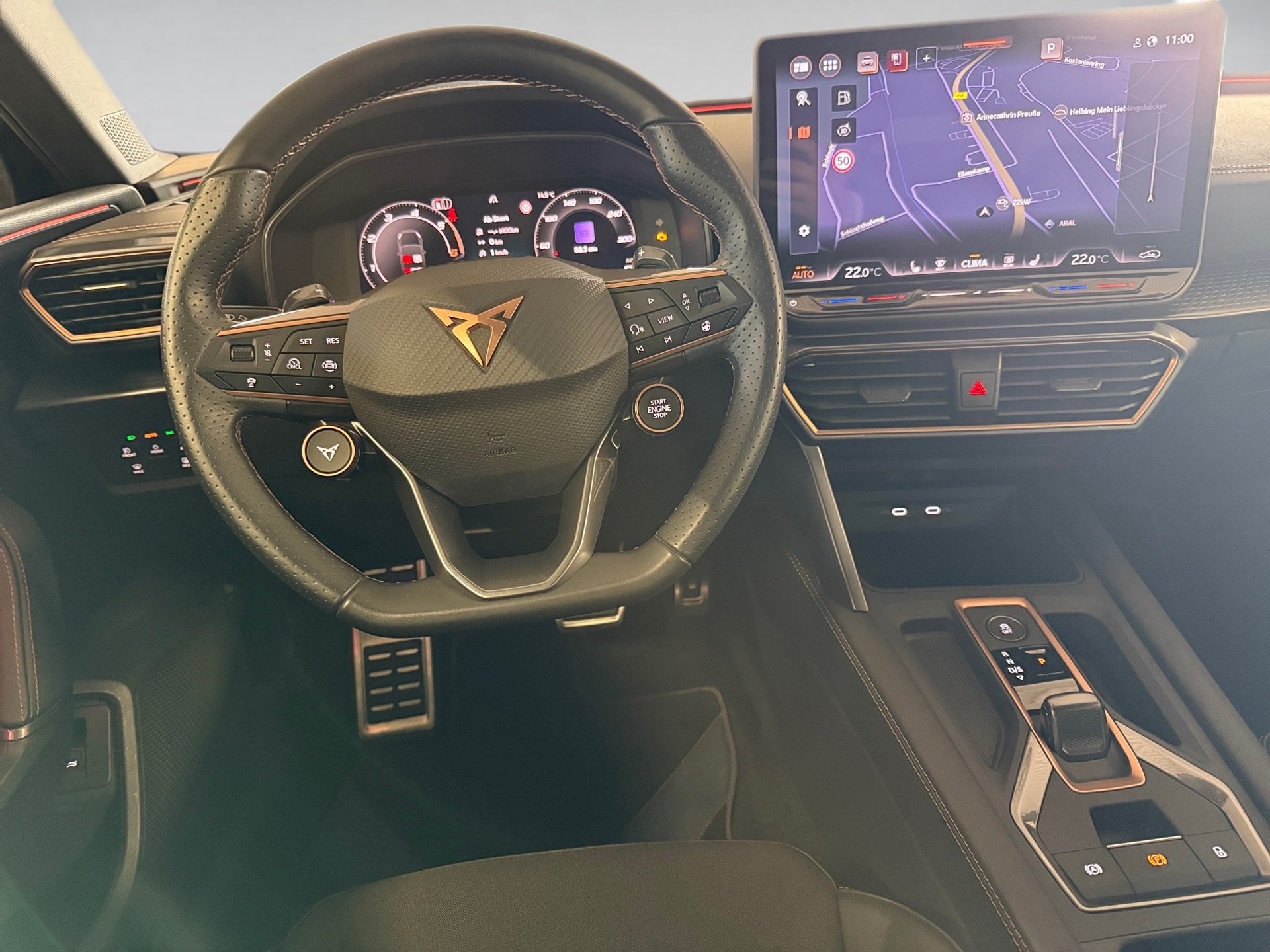 Leon Sportstourer 2.0 TDI DSG Edge Matrix Navi ACC AHK