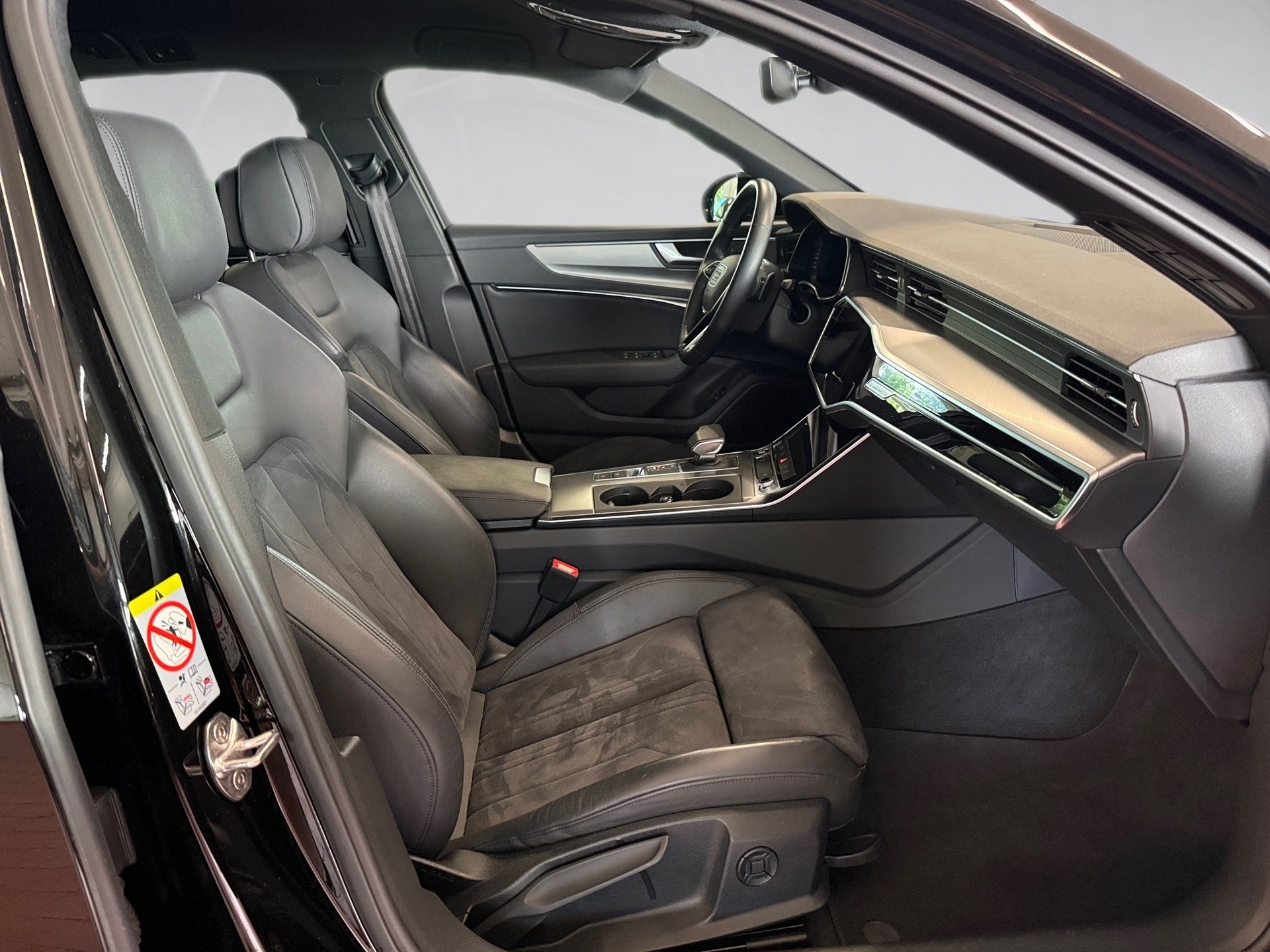 A6 Avant 40 TDI quattro Sport S-tronic AHK Navi ACC RFK