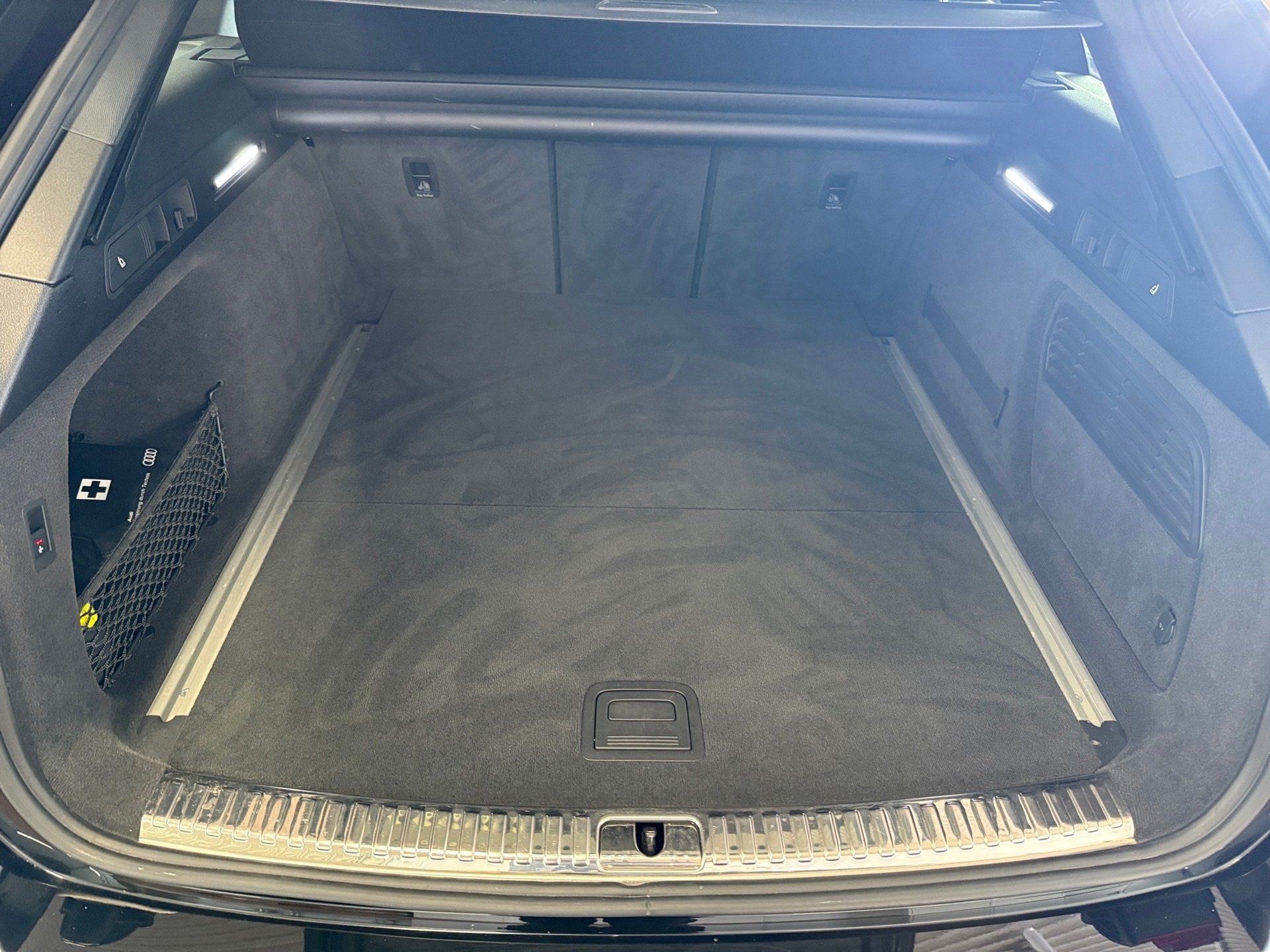 A6 Avant 40 TDI quattro Sport S-tronic AHK Navi ACC RFK