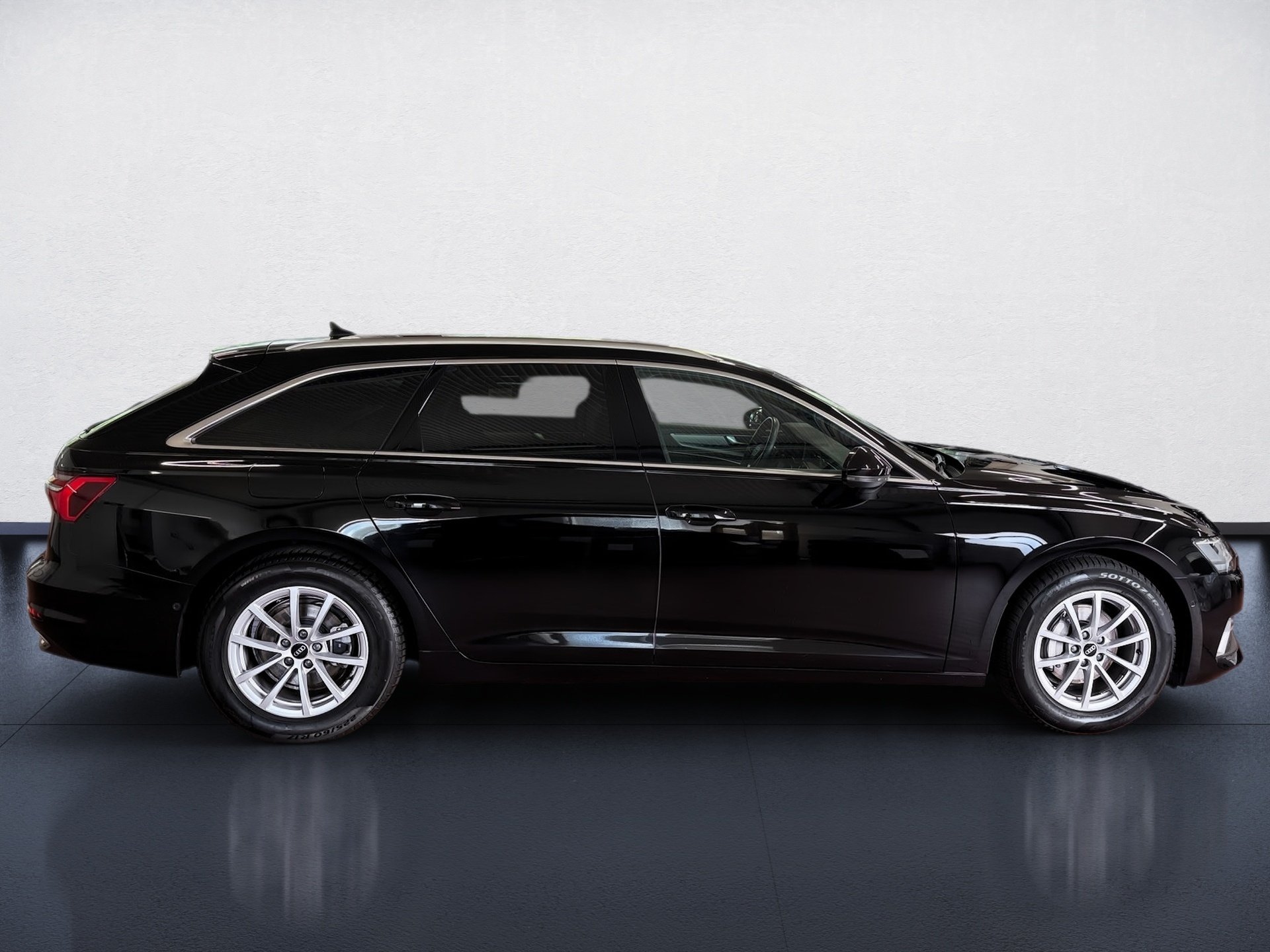 A6 Avant 40 TDI quattro Sport S-tronic AHK Navi ACC RFK