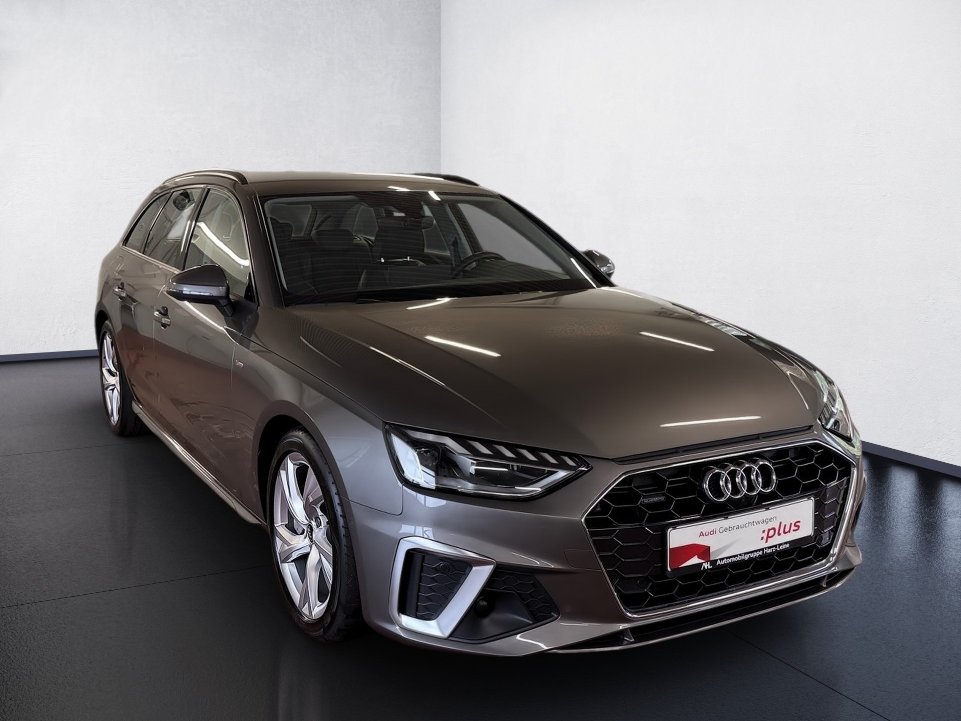 A4 Avant S line 40 TDI S line quattro S-tronic AHK Navi ACC TopView