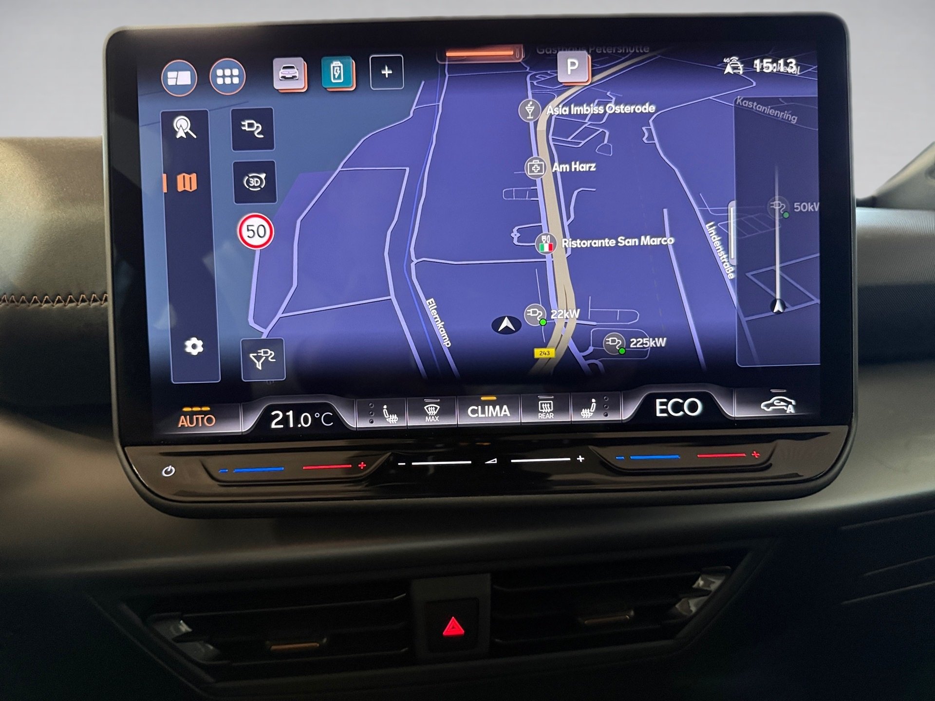 Born e-Boost Wärmepumpe HuD Navi ACC Keyless LED RFK