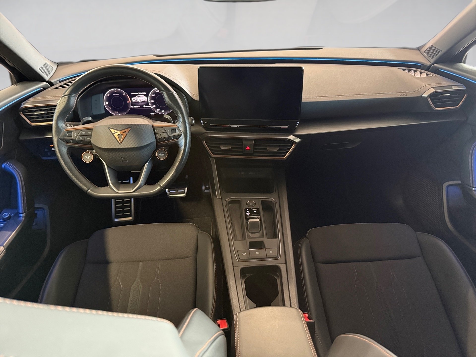 Formentor VZ 1.4 TSI e-Hybrid DSG LED Navi ACC AHK