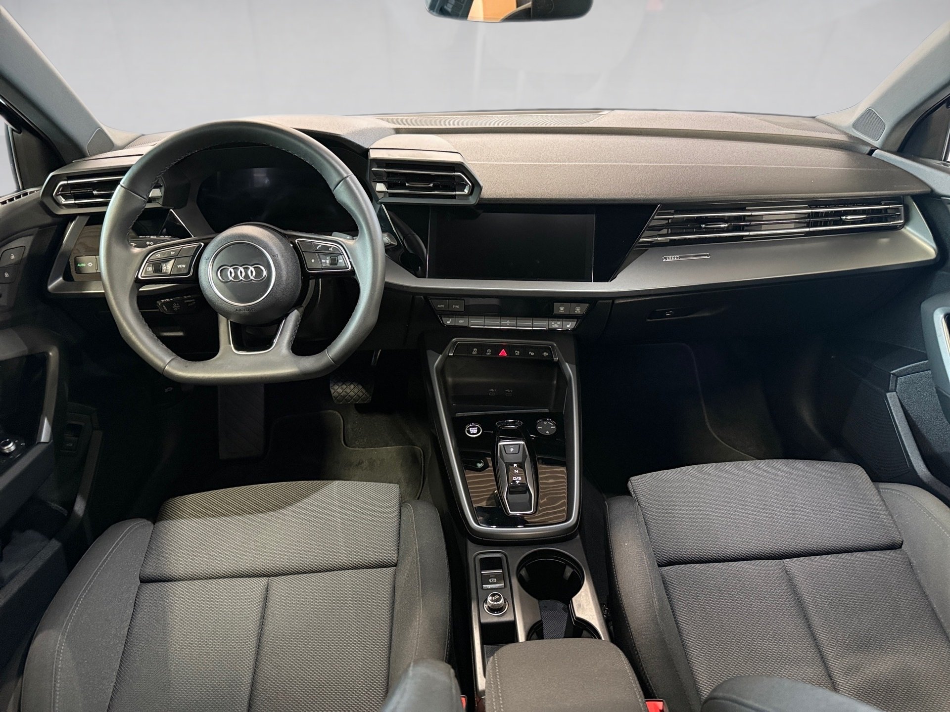 A3 Limousine 30 TFSI S line S-tronic Navi ACC RFK Optik schwarz plus