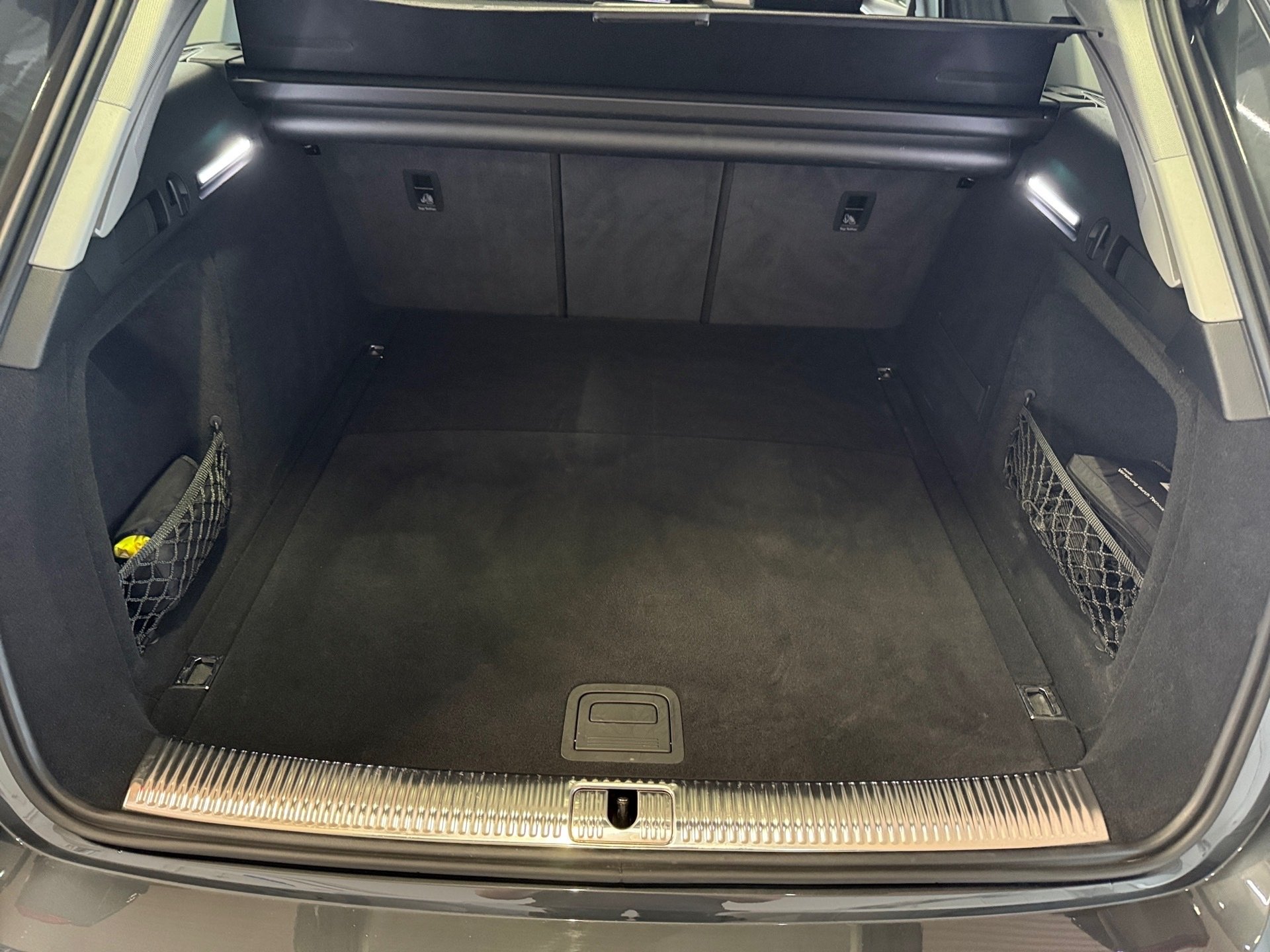 A4 Avant 30 TDI S-tronic Navi ACC Standhzg. ACC