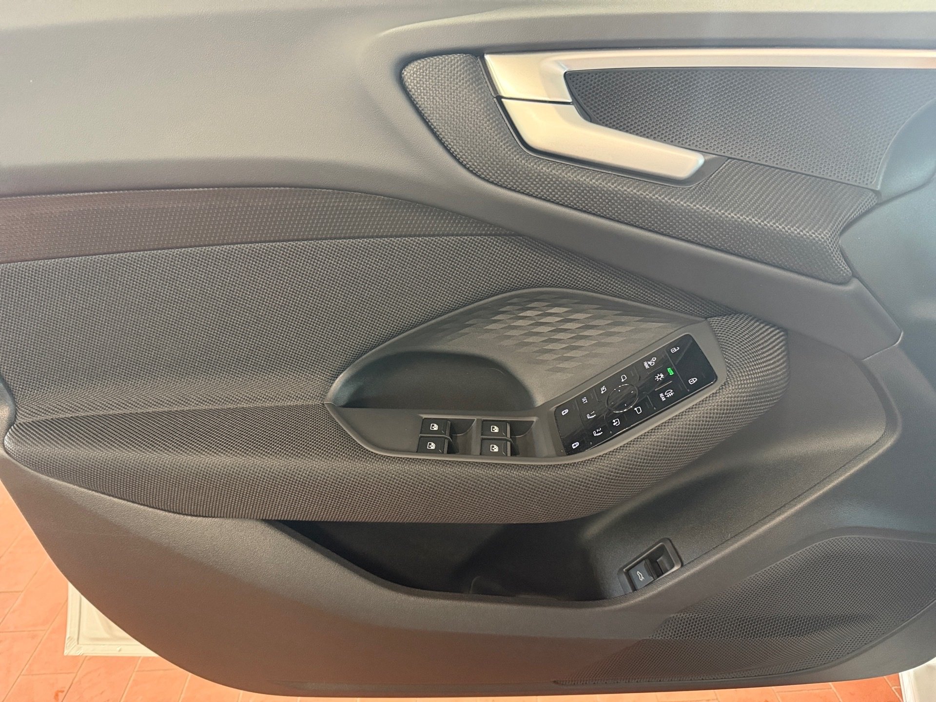 A5 Avant TDI S-tronic AHK Pano Navi ACC LED RFK