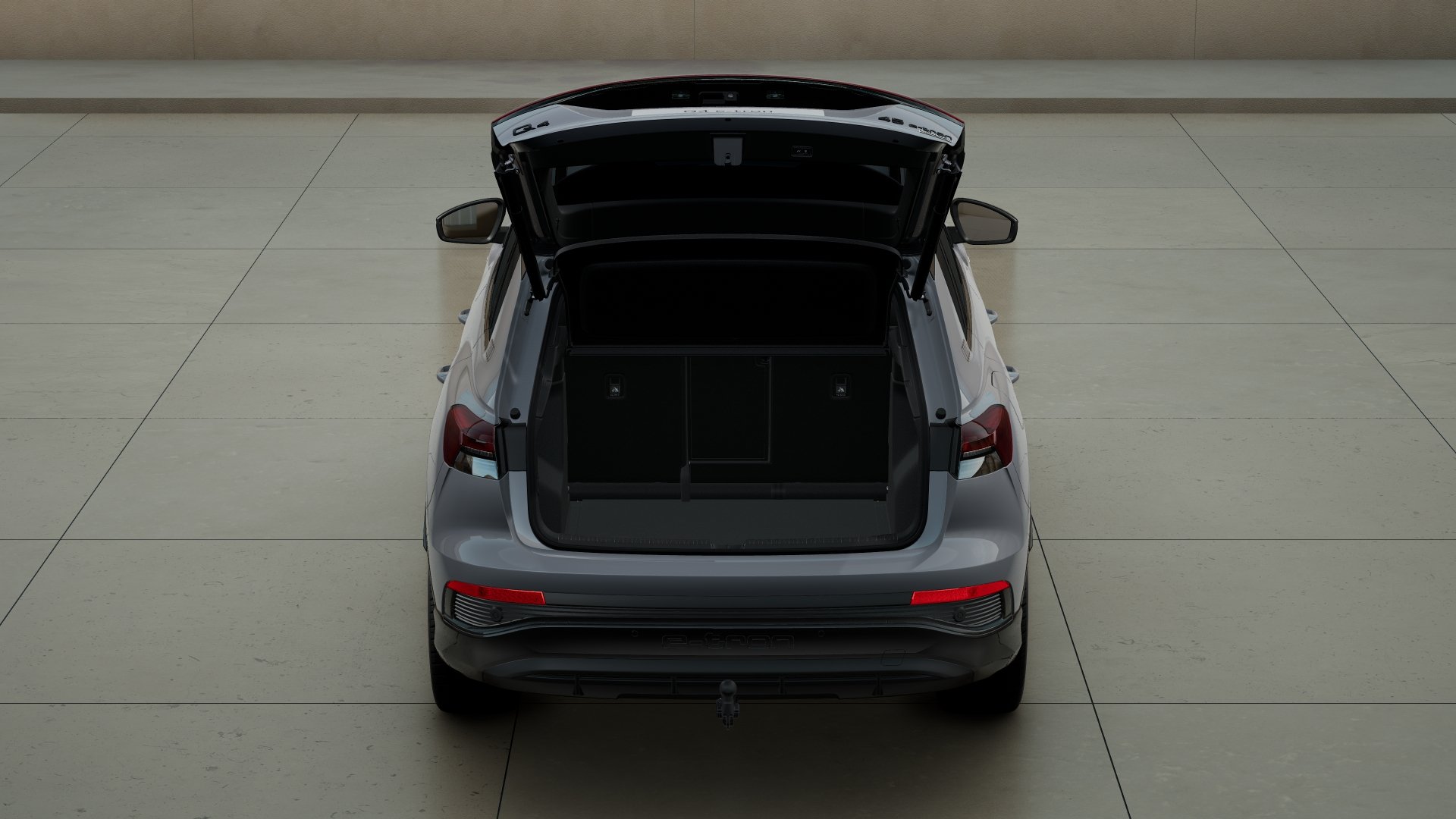 Q4 e-tron 45 quattro S line Matrix AHK Navi ACC RFK Optik schwarz
