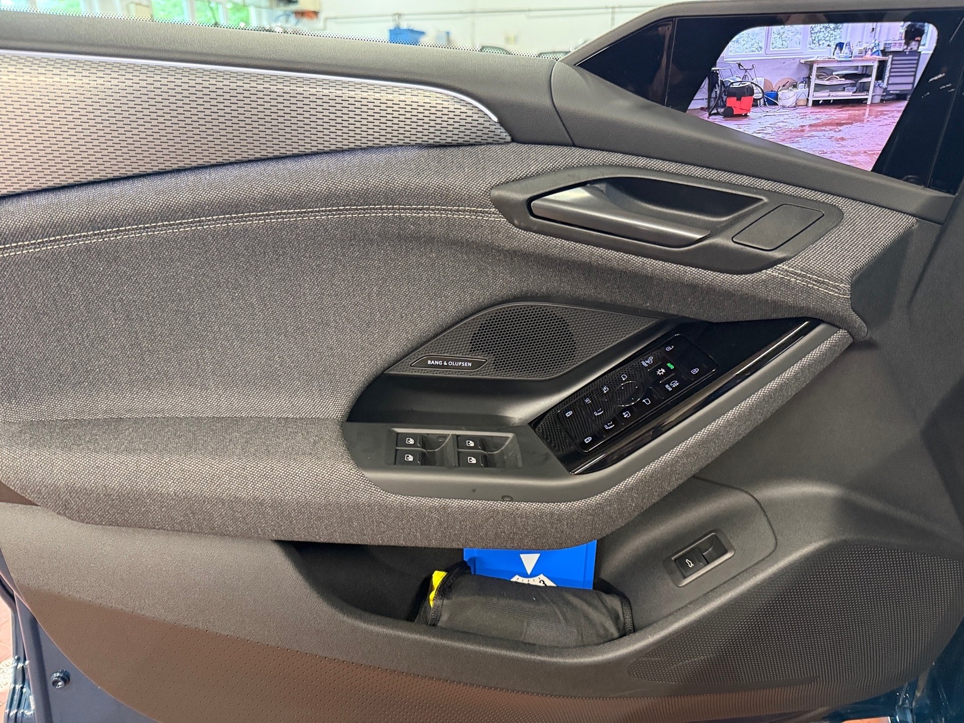 A6 Avant e-tron edition one S line Matrix AHK Pano Luft HuD B&O