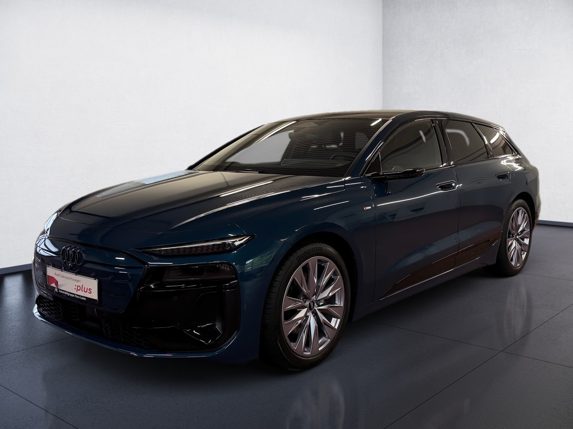 A6 Avant e-tron edition one S line Matrix AHK Pano Luft HuD B&O