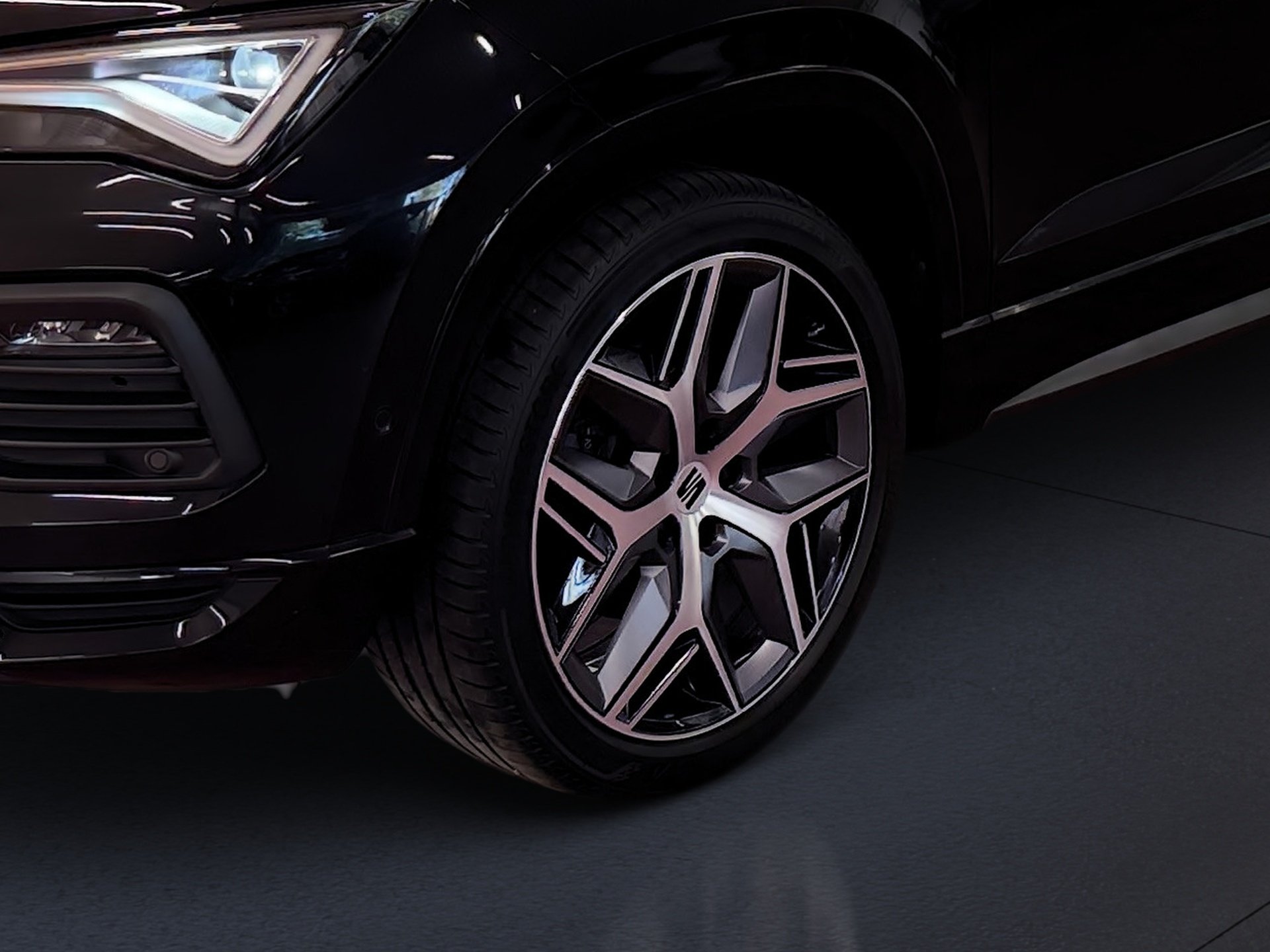 Ateca 2.0 TSI FR 4 Drive DSG Navi LED ACC Pano Beats