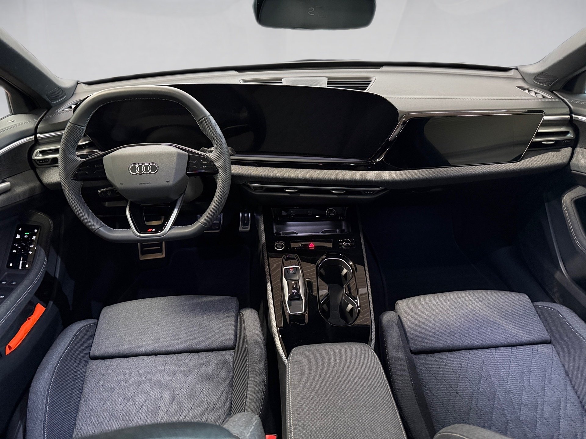 A5 Limousine TDI edition one S line S-tronic Matrix AHK ACC 360° Navi