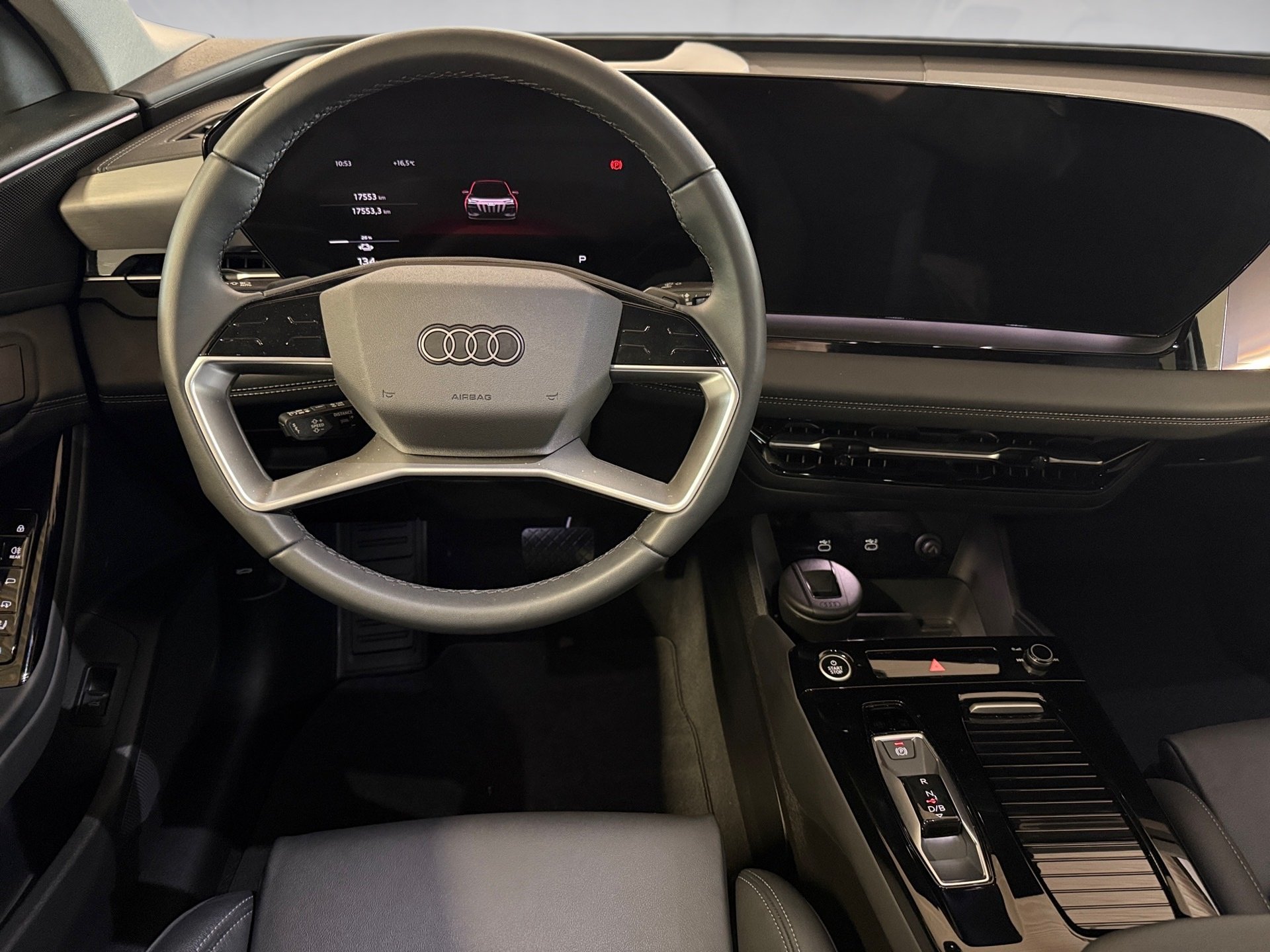 Q6 e-tron performance S line HUD Pano 360° Luft B&O