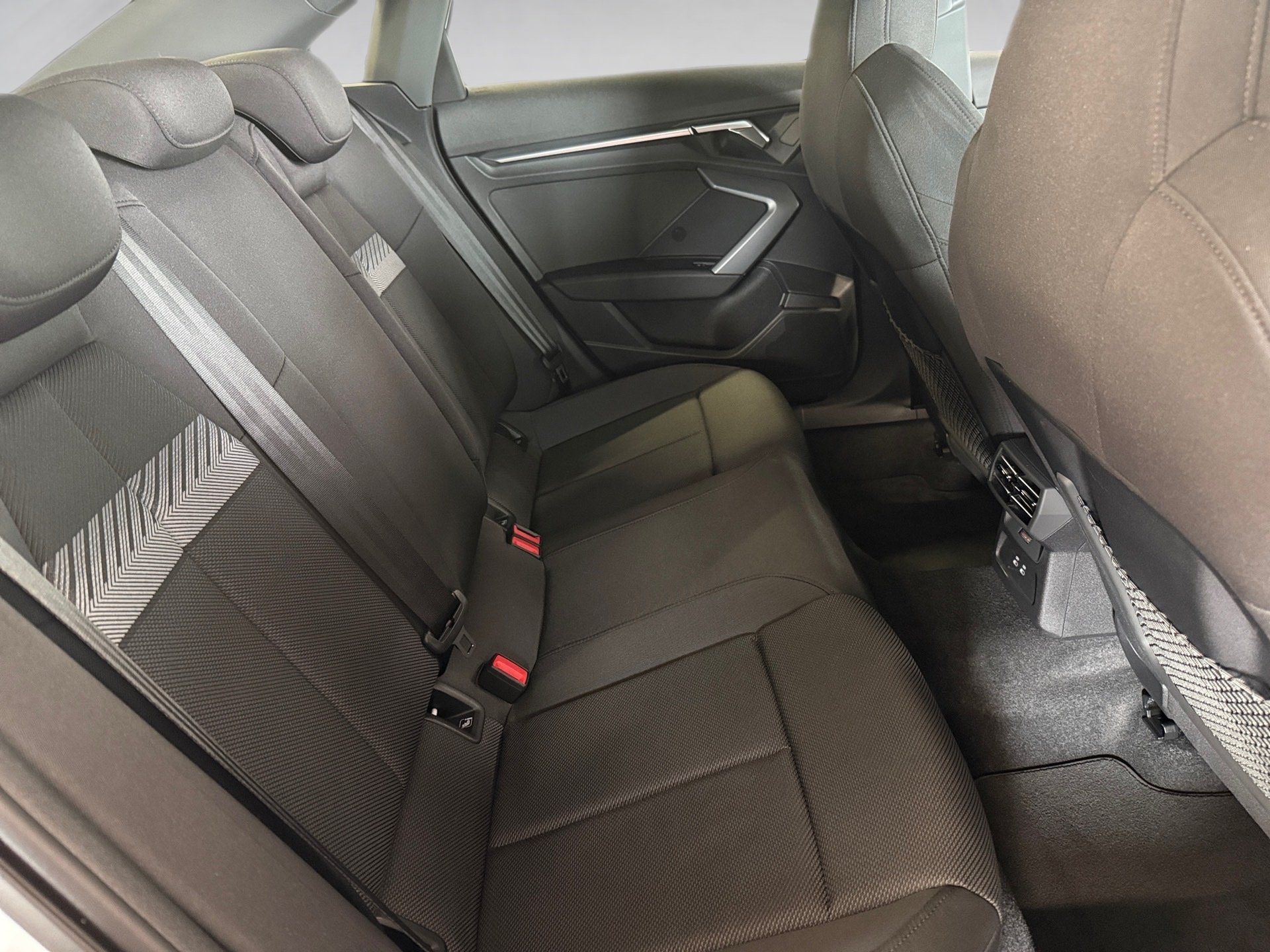 A3 Limousine 35 TDI S line S-tronic Navi ACC RFK Optik schwarz plus