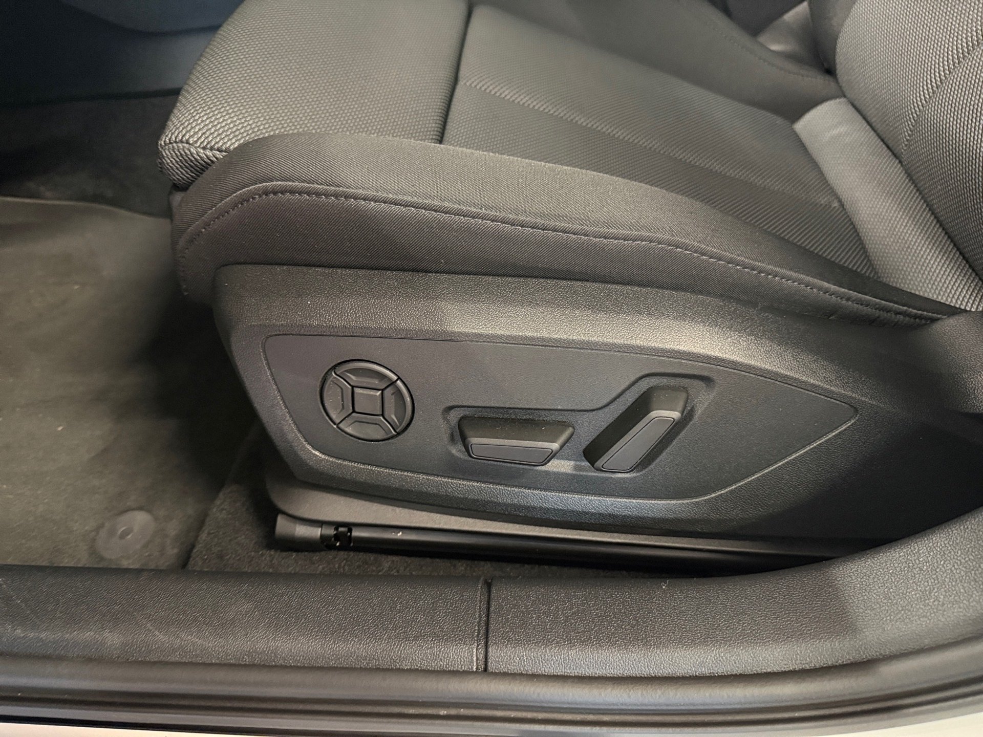 A3 Limousine 35 TDI S line S-tronic Navi ACC RFK Optik schwarz plus
