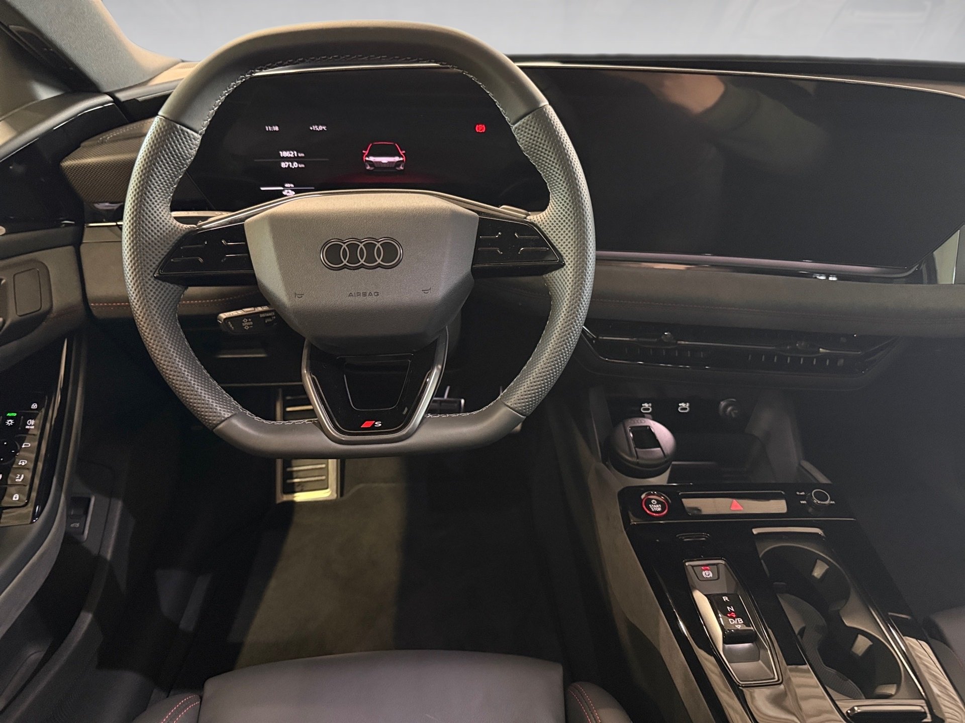 A6 Sportback e-tron S line AHK Luft Pano Matrix B&O HuD