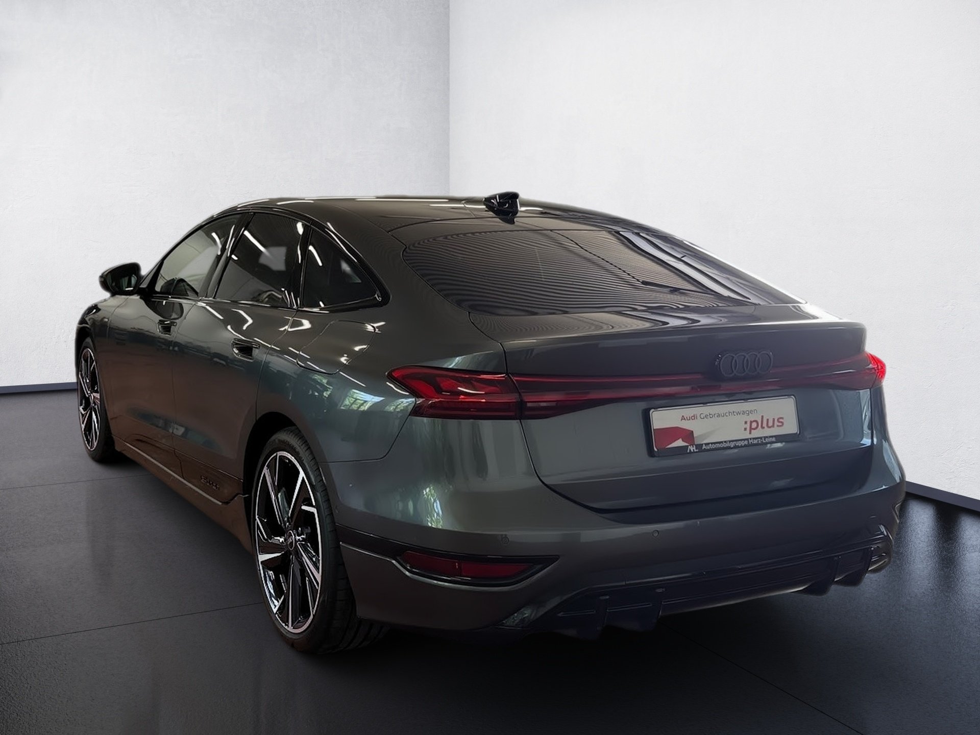 A6 Sportback e-tron S line AHK Luft Pano Matrix B&O HuD