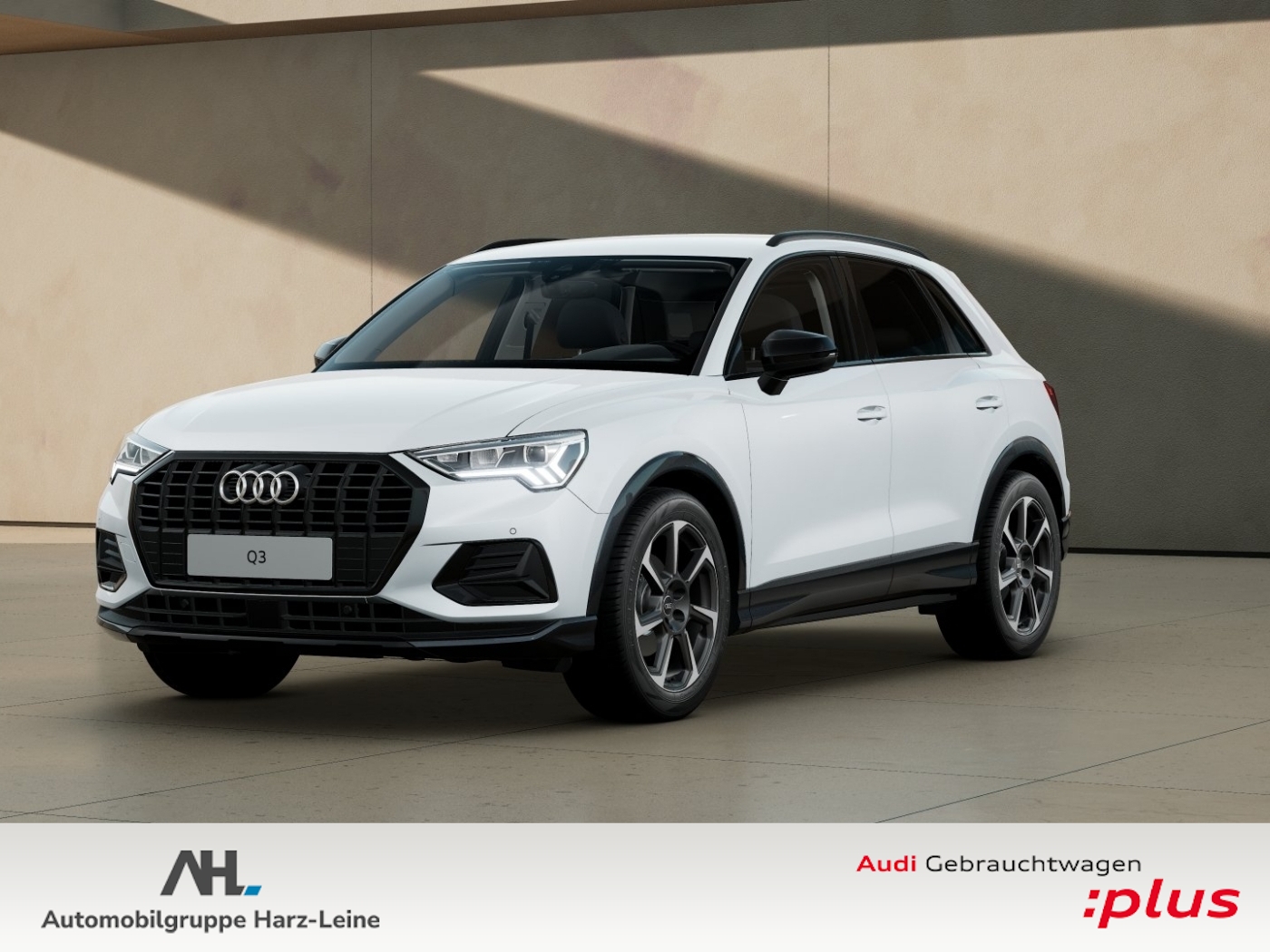 Q3 35 TFSI advanced S-tronic AHK Navi LED ACC LM