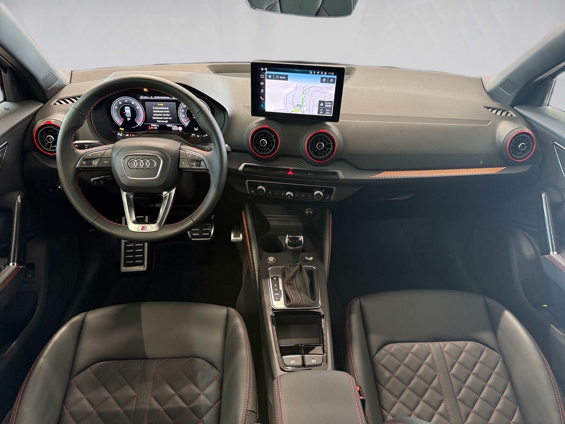 Q2 35 TFSI S line S-tronic AHK Navi ACC RFK Leder