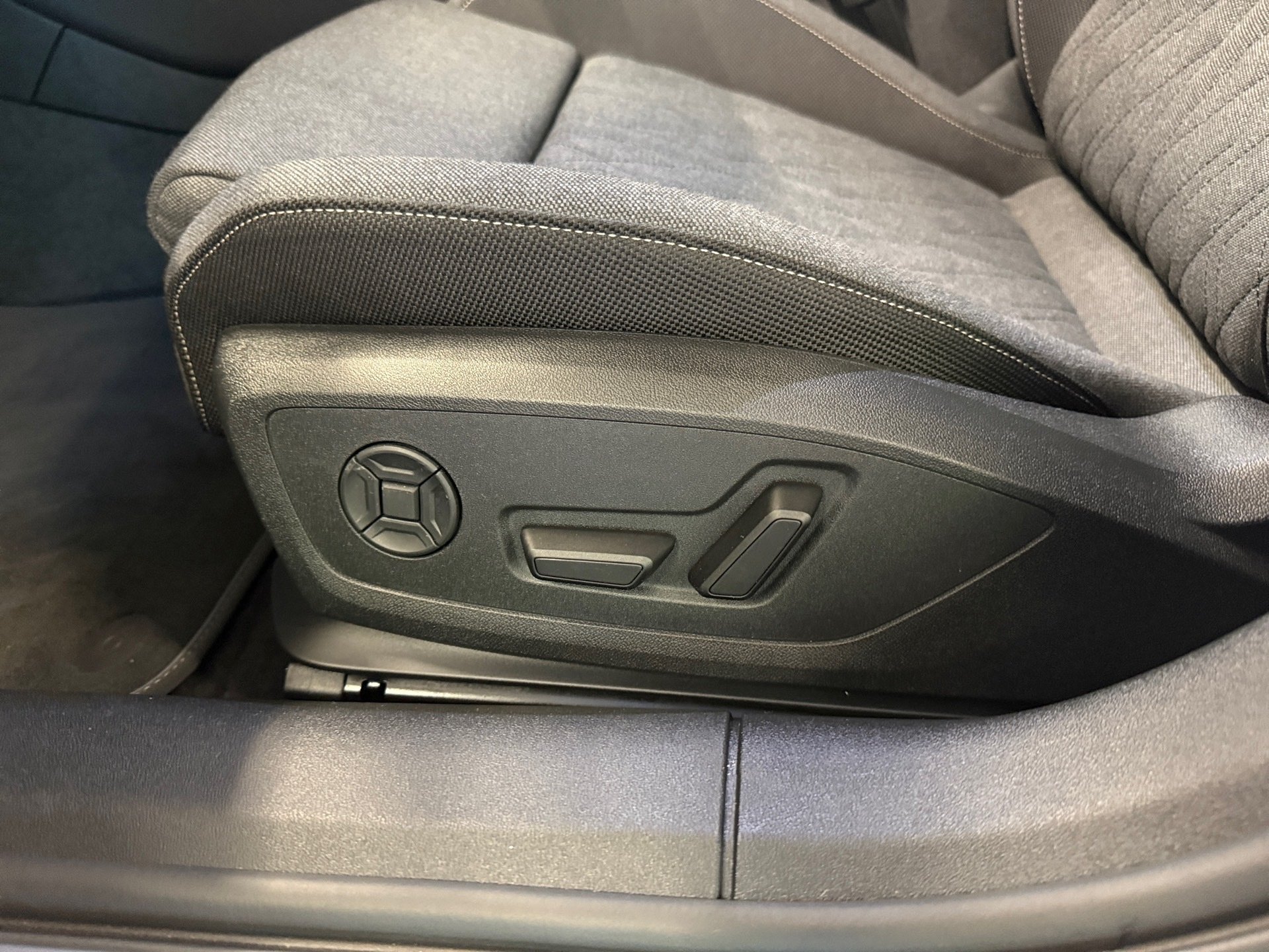 A5 Limousine TFSI S line S-tronic Matrix Navi HuD B&O 360°