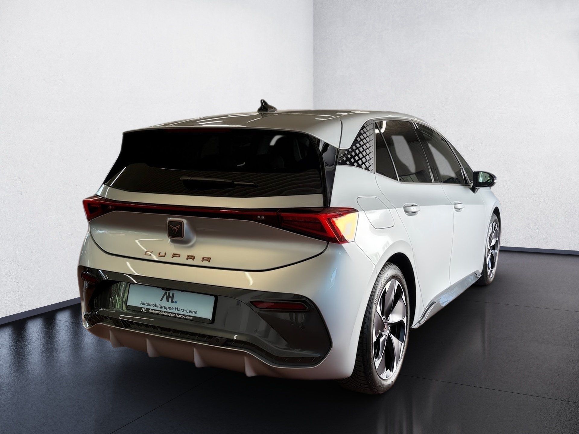 Born e-Boost 360 LM