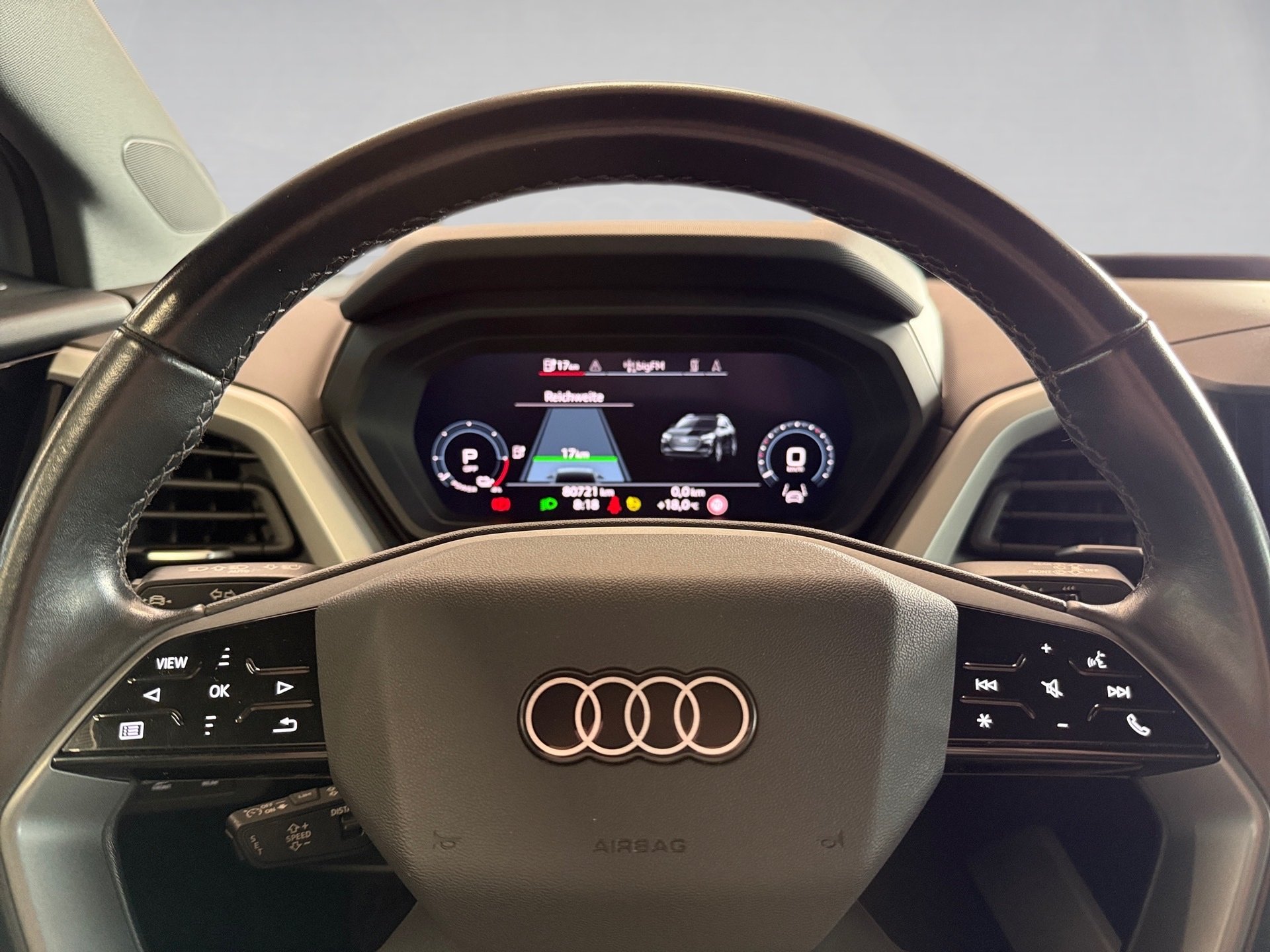 Q4 e-tron 40 advanced Wärmepumpe Matrix Navi ACC AHK