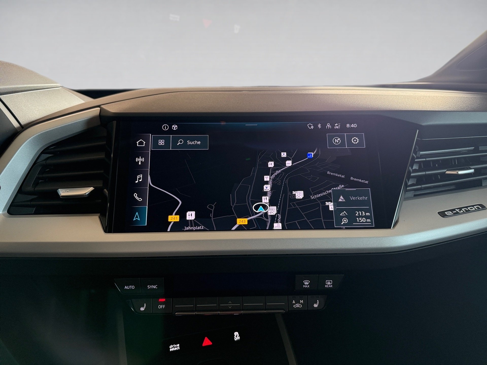 Q4 e-tron 40 advanced Wärmepumpe Matrix Navi ACC AHK