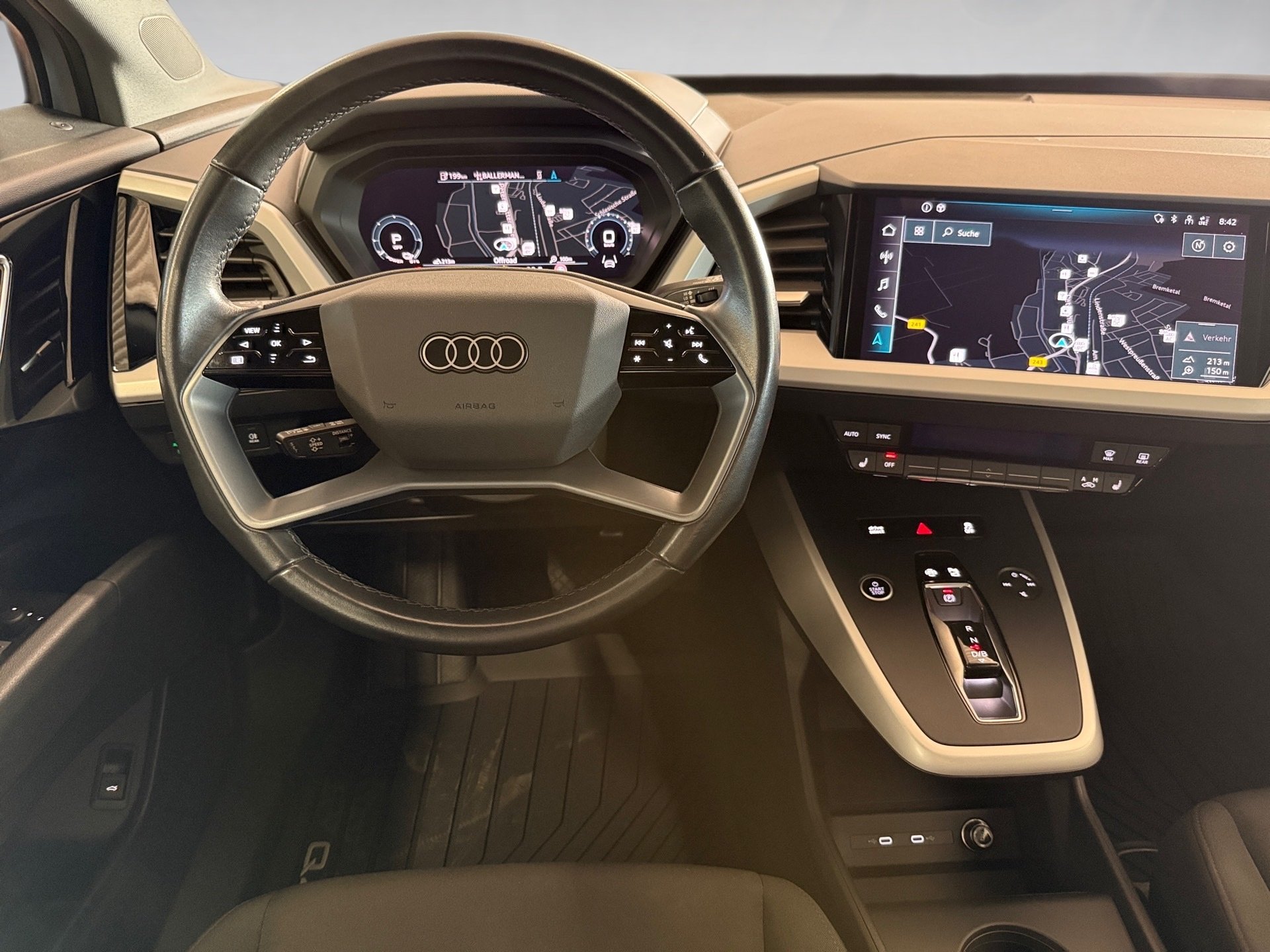 Q4 e-tron 40 advanced Wärmepumpe Matrix Navi ACC AHK