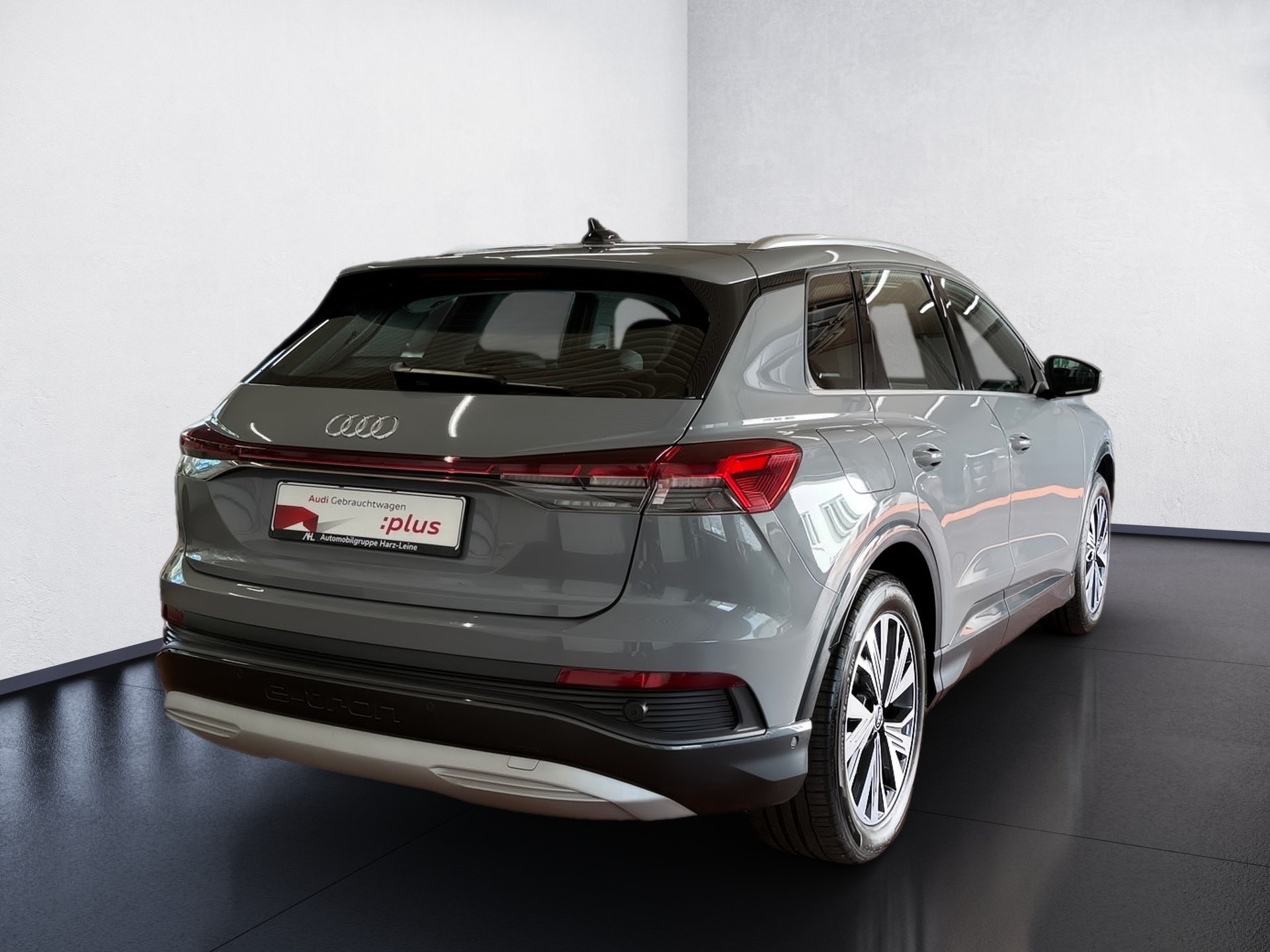 Q4 e-tron 40 advanced Wärmepumpe Matrix Navi ACC AHK