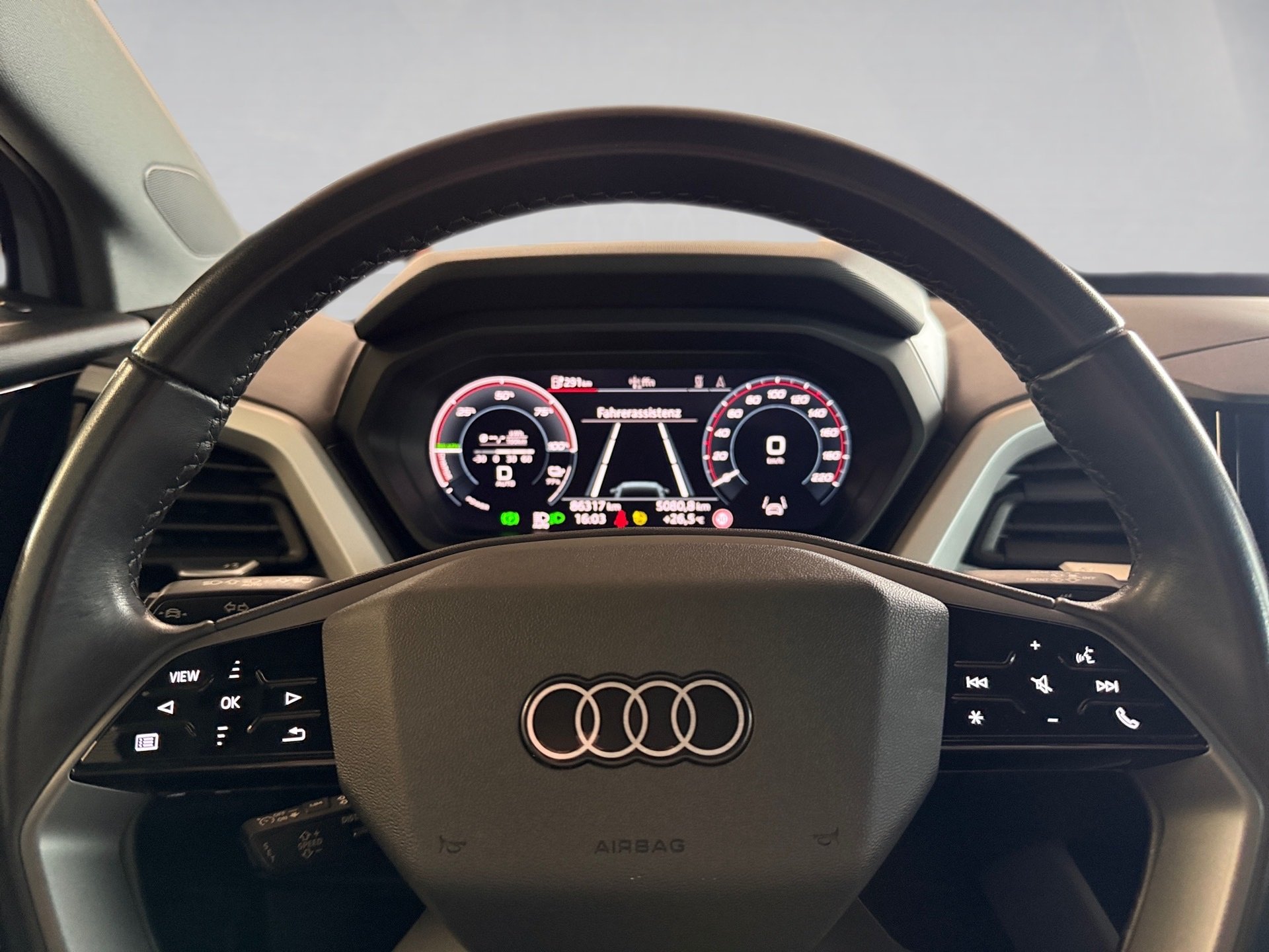 Q4 e-tron 40 advanced Wärmepumpe Matrix Navi ACC AHK