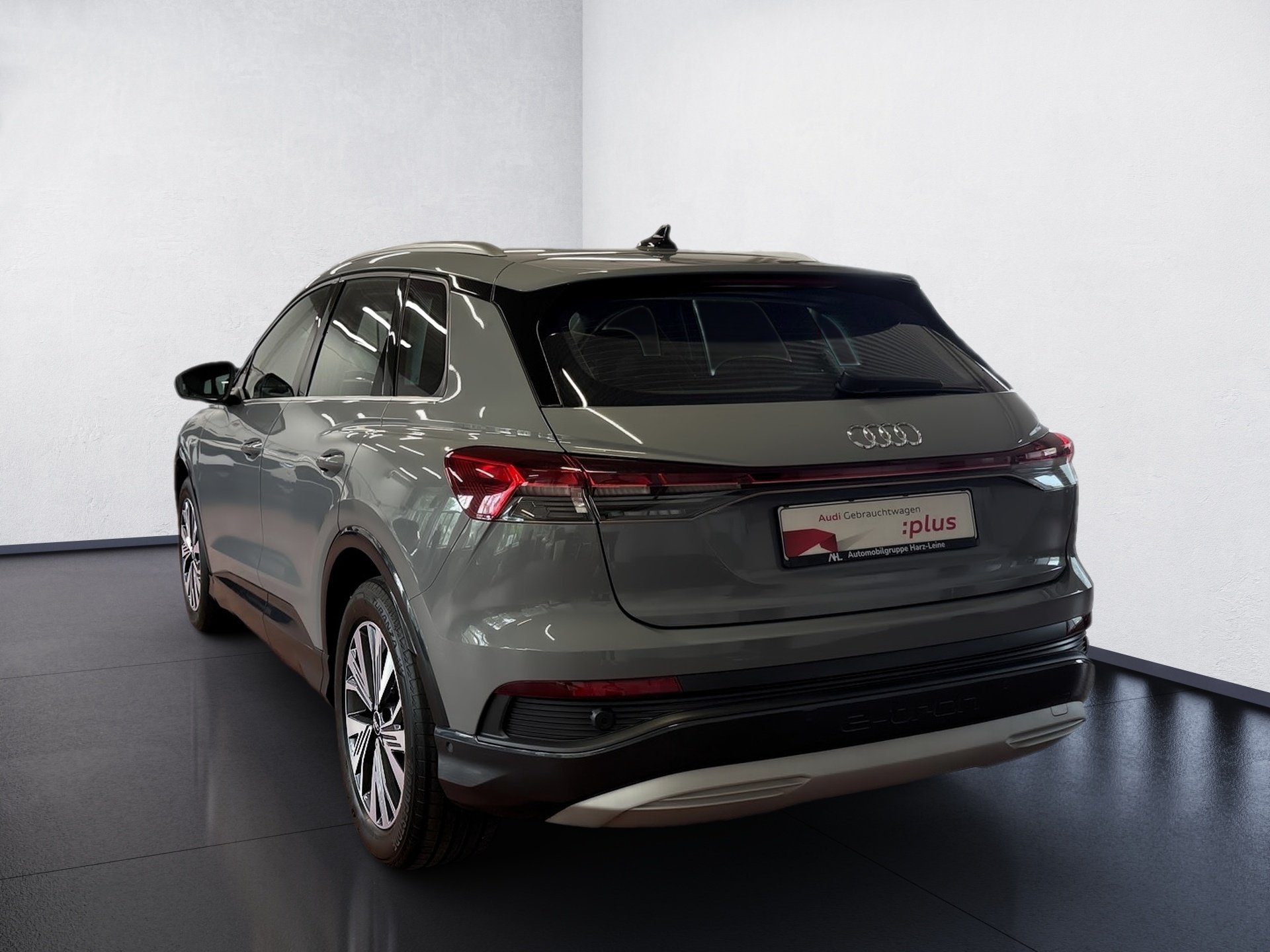 Q4 e-tron 40 advanced Wärmepumpe Matrix Navi ACC AHK